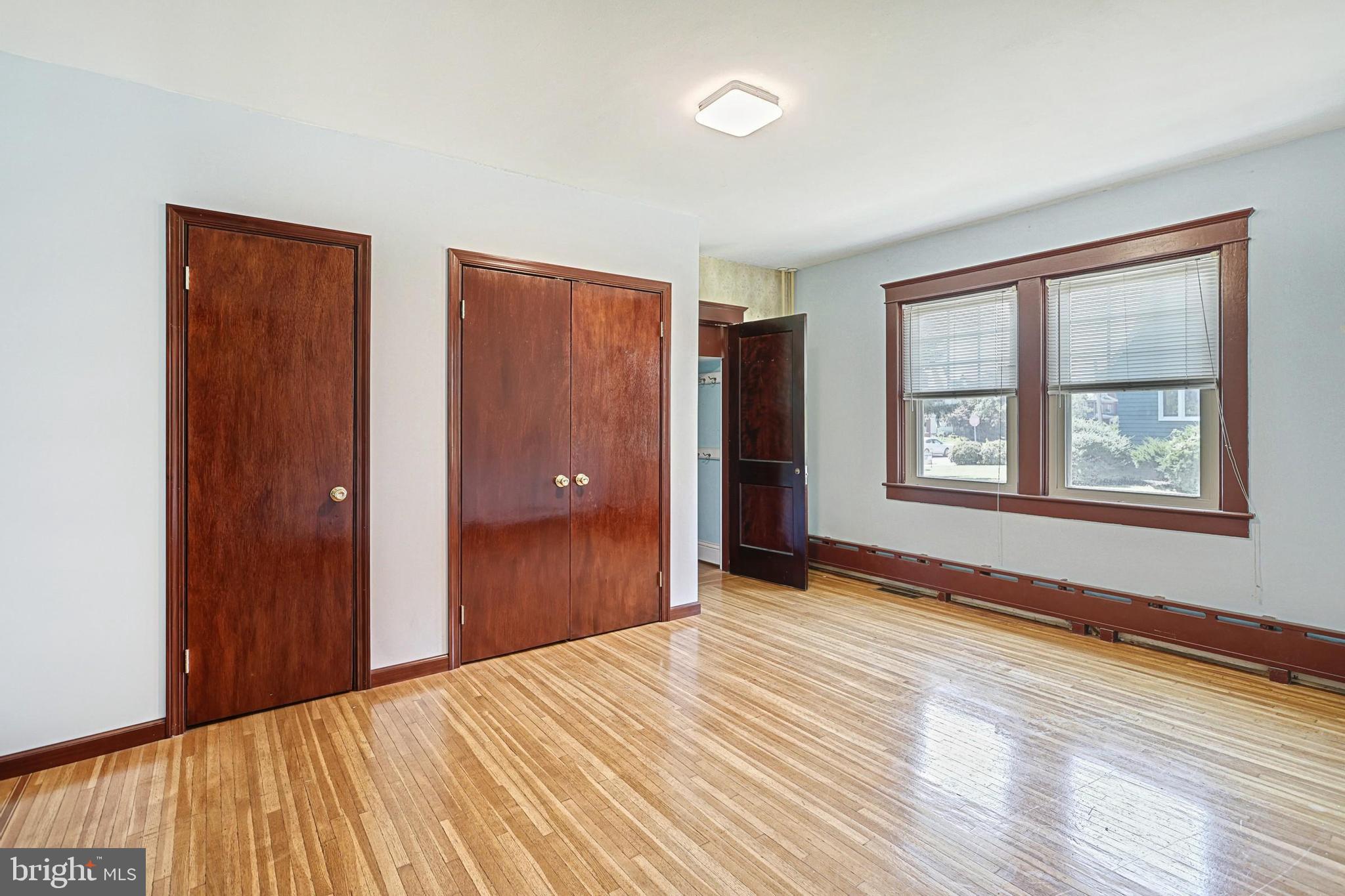 THE AVENUES - Residential Income