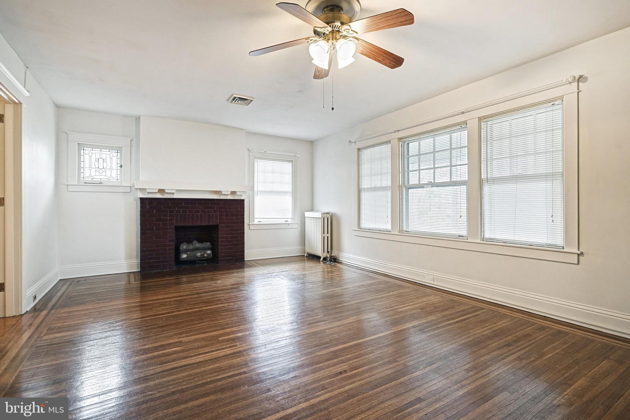 THE AVENUES - Residential Income