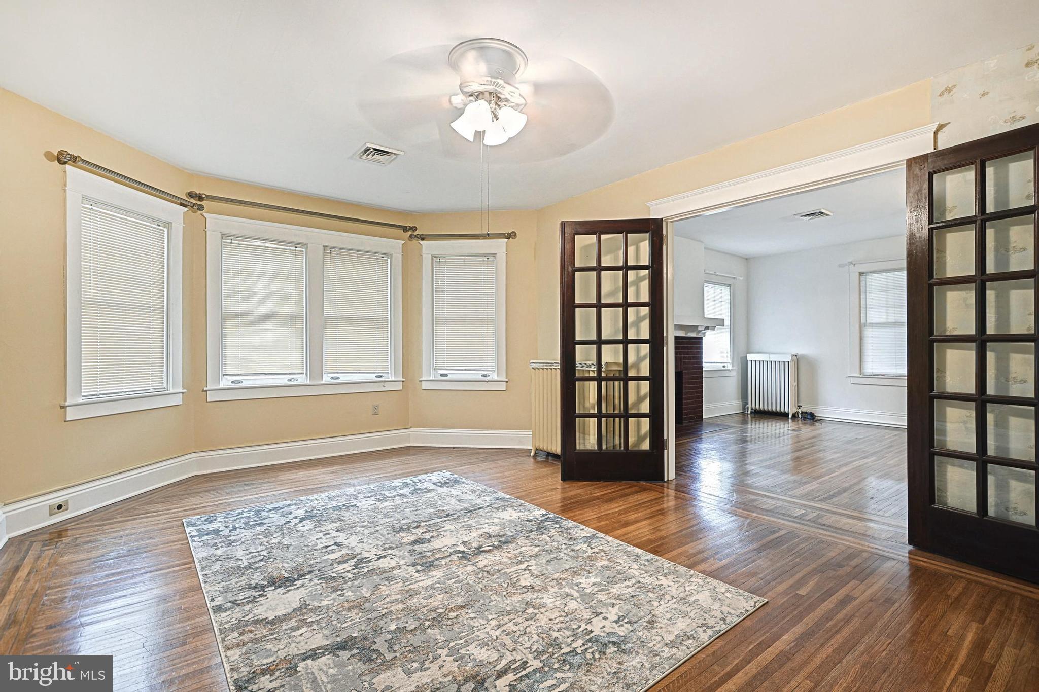 THE AVENUES - Residential Income