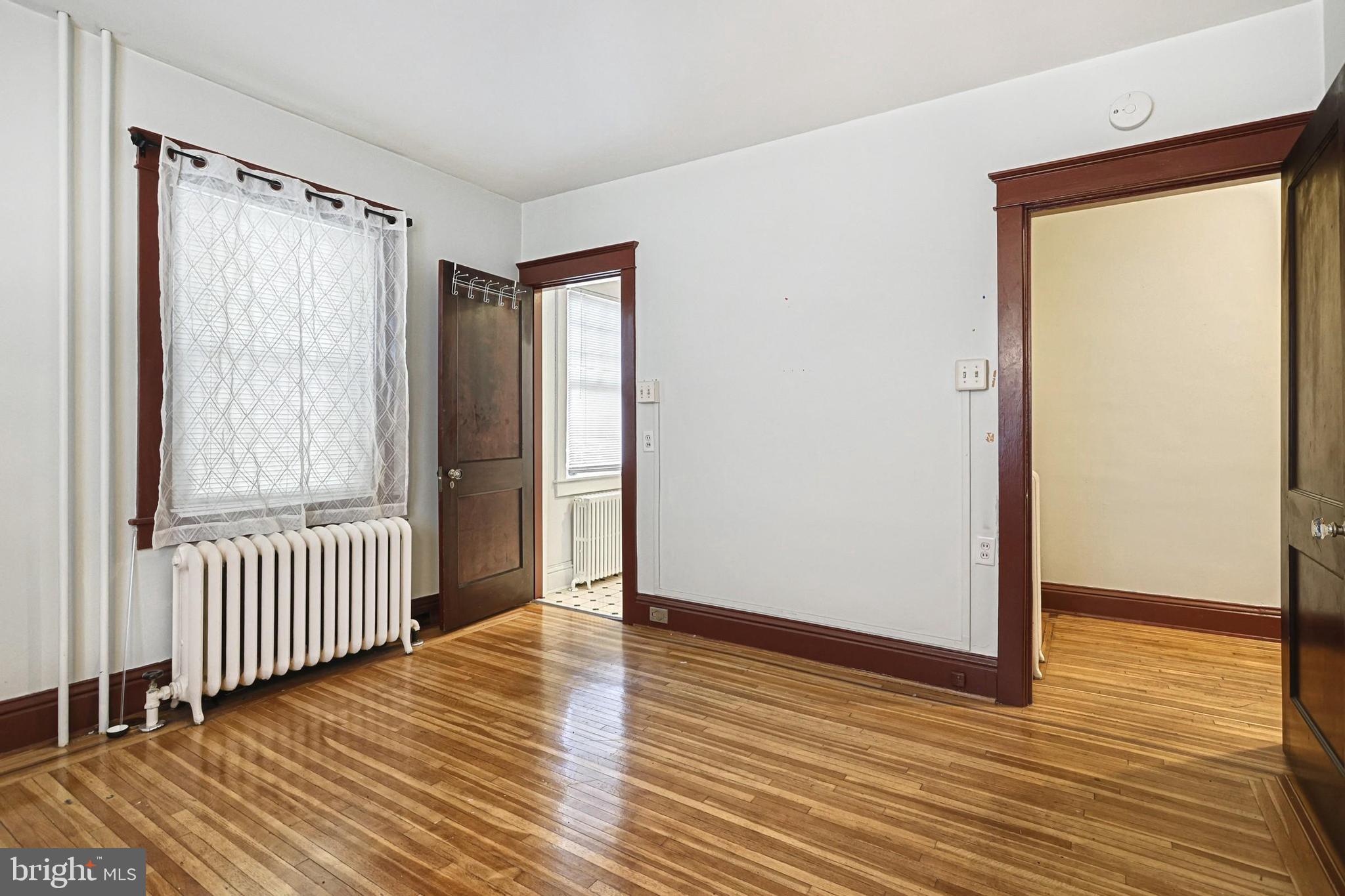 THE AVENUES - Residential Income