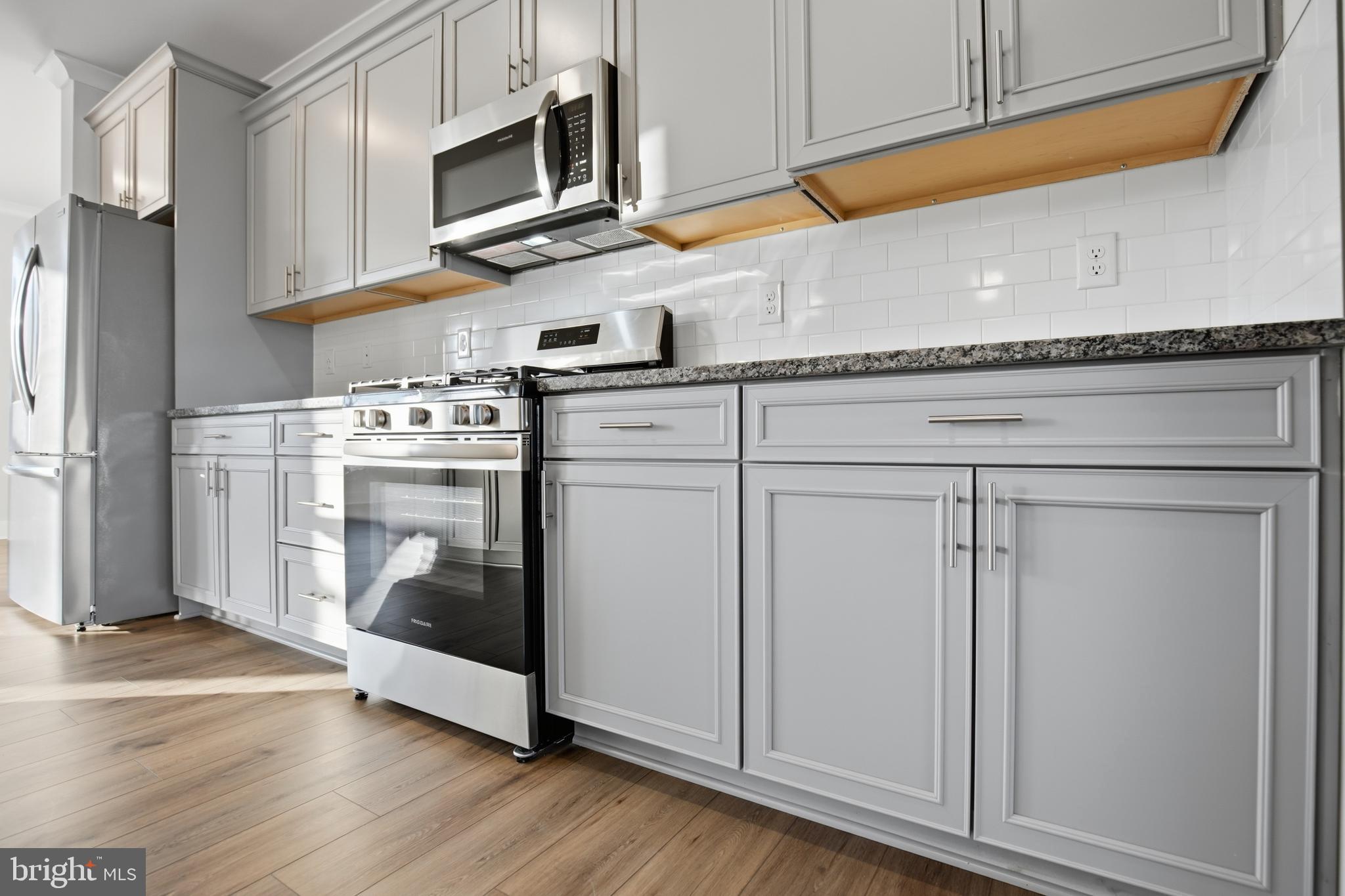 1358 CRESTED WOOD DR