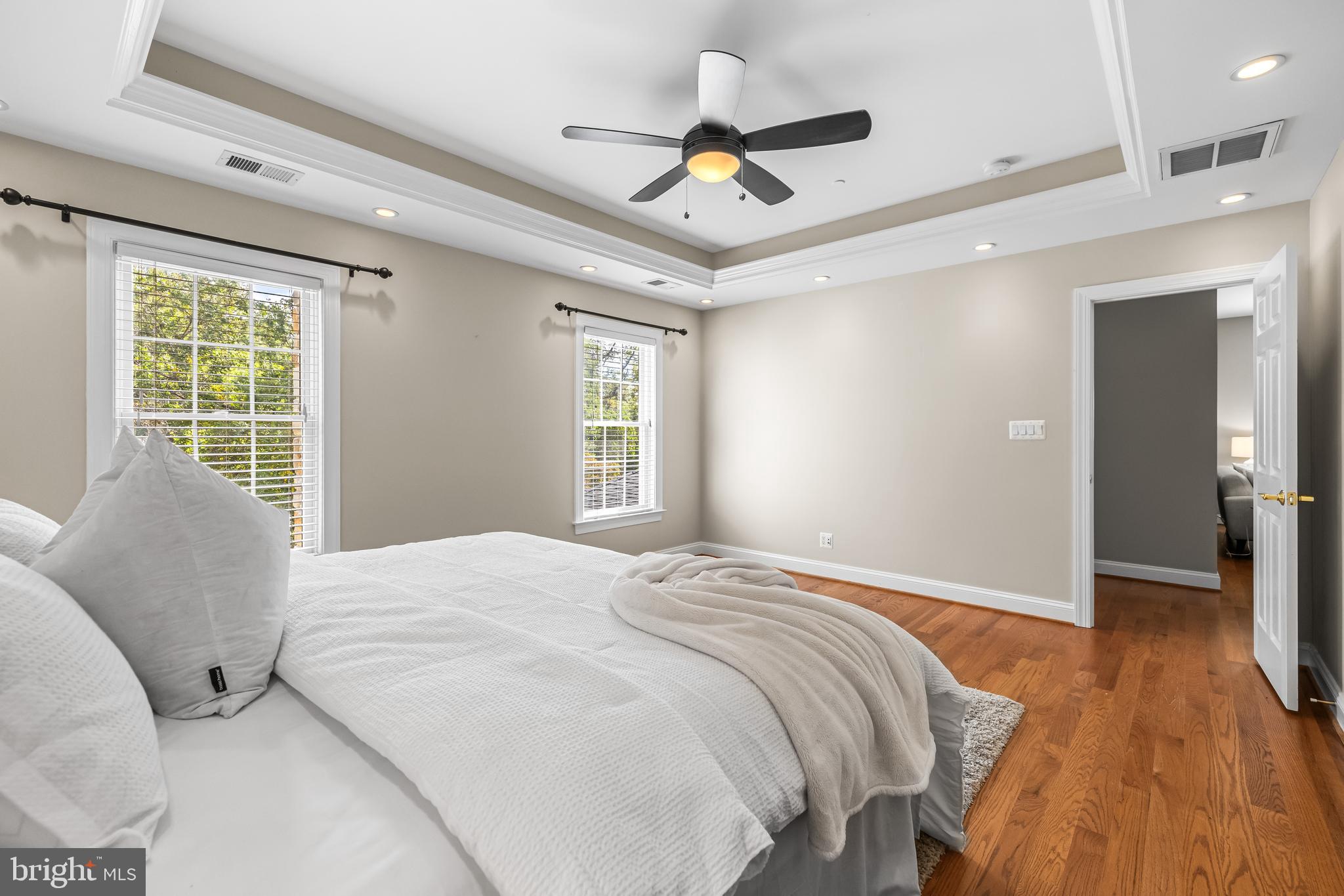 FALLS ROAD CORRIDOR - Residential