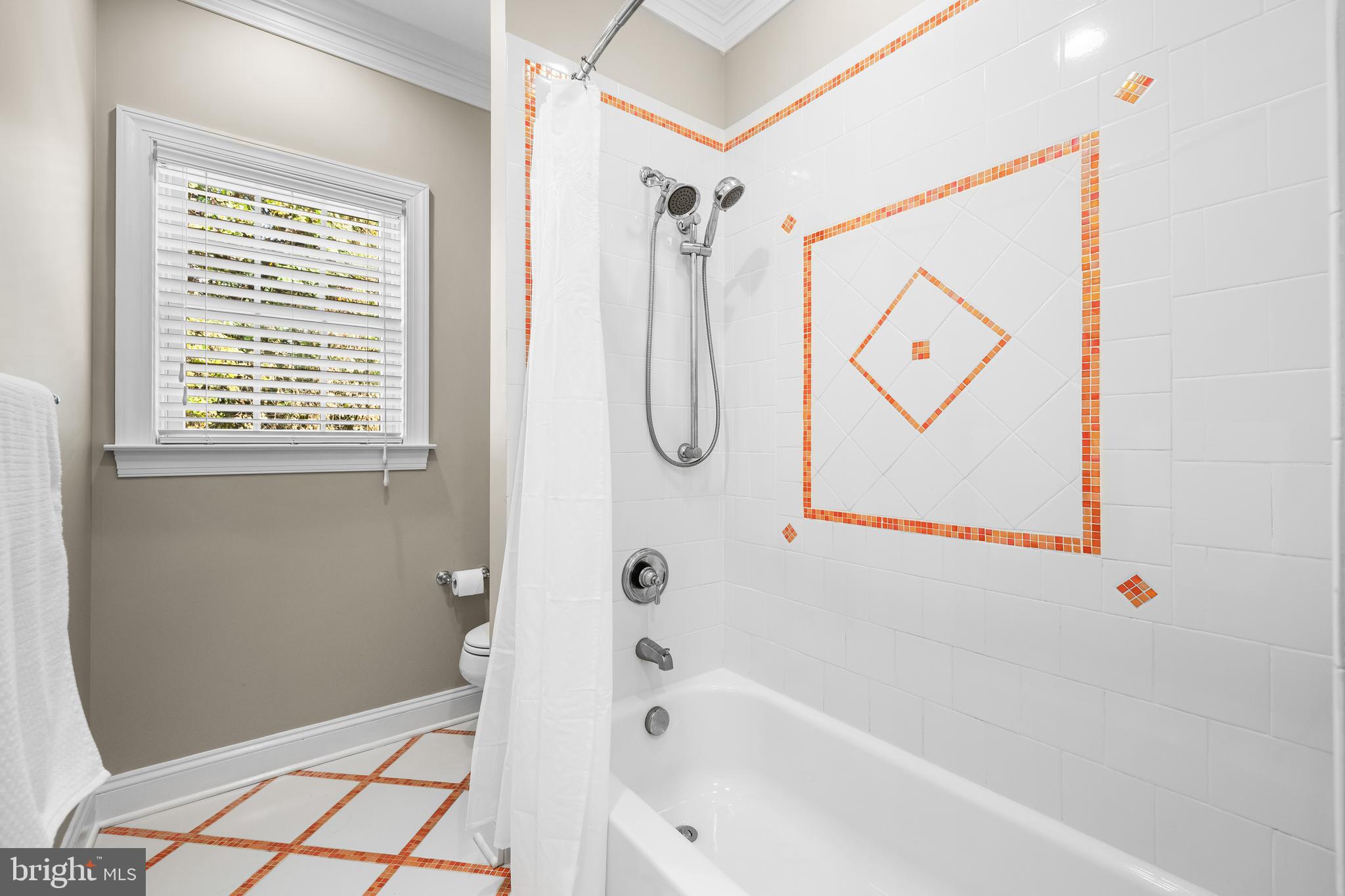 FALLS ROAD CORRIDOR - Residential