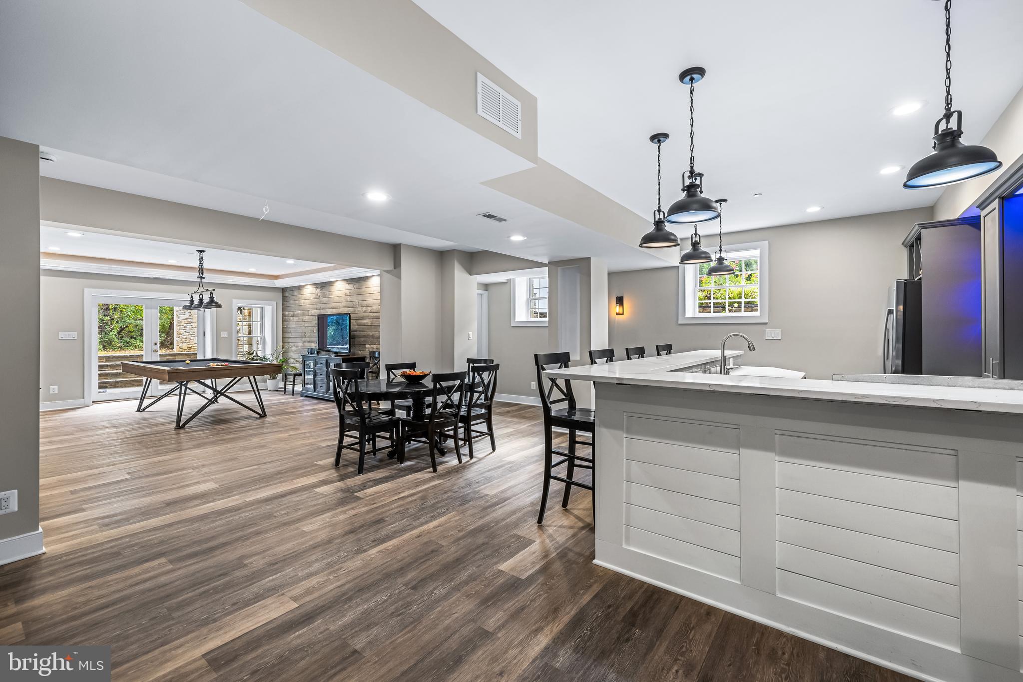 FALLS ROAD CORRIDOR - Residential