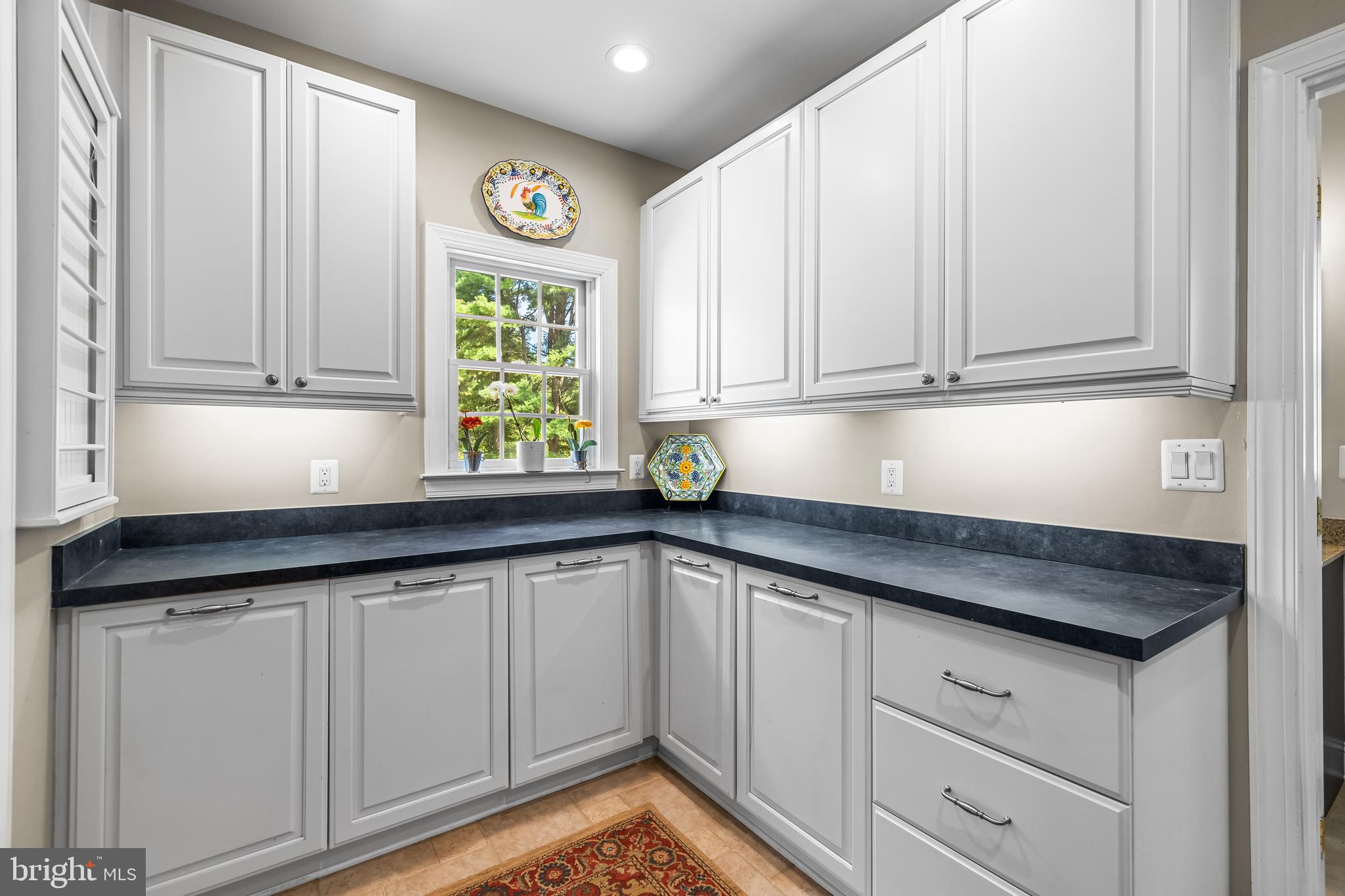 FALLS ROAD CORRIDOR - Residential