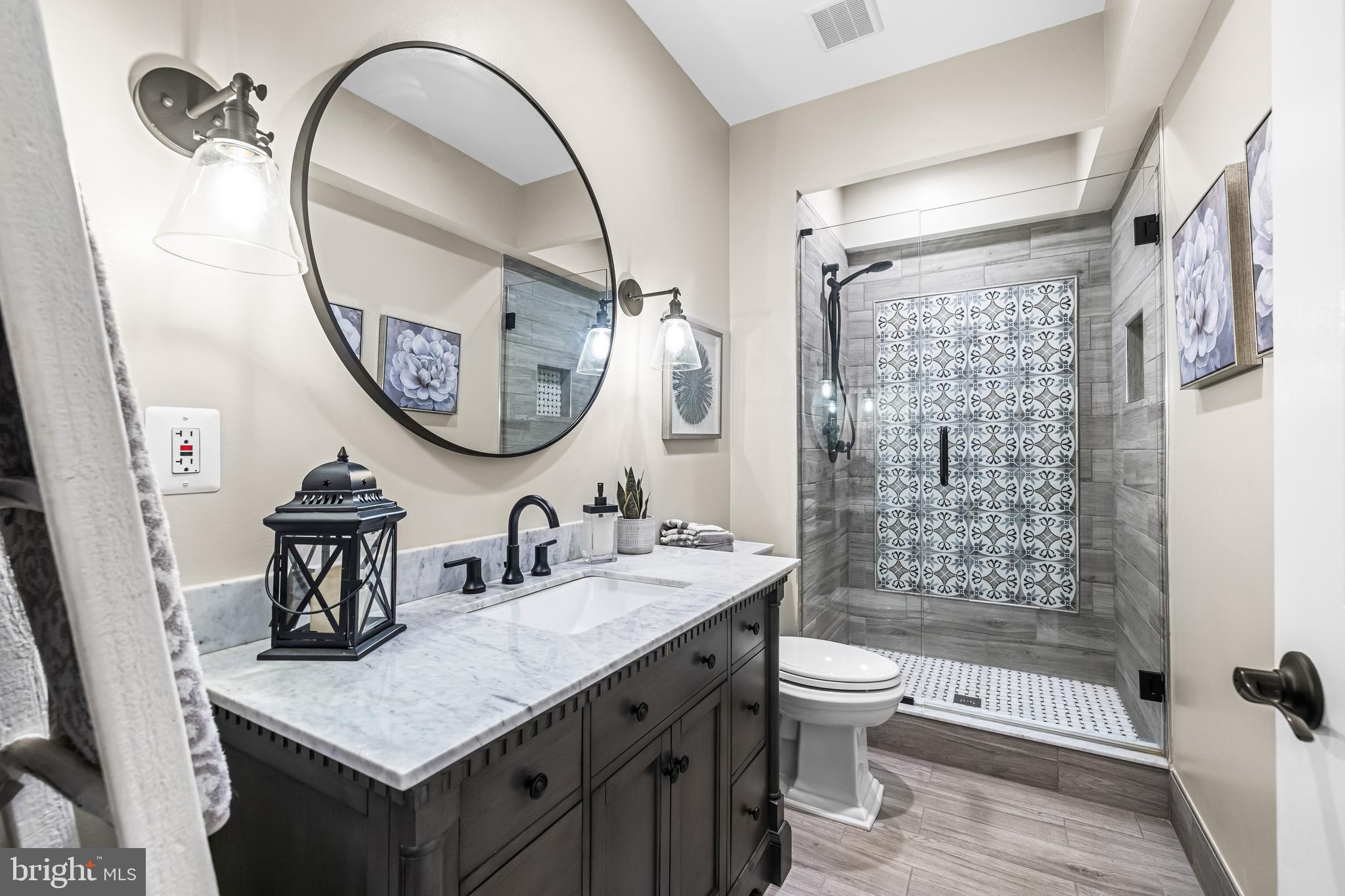 FALLS ROAD CORRIDOR - Residential