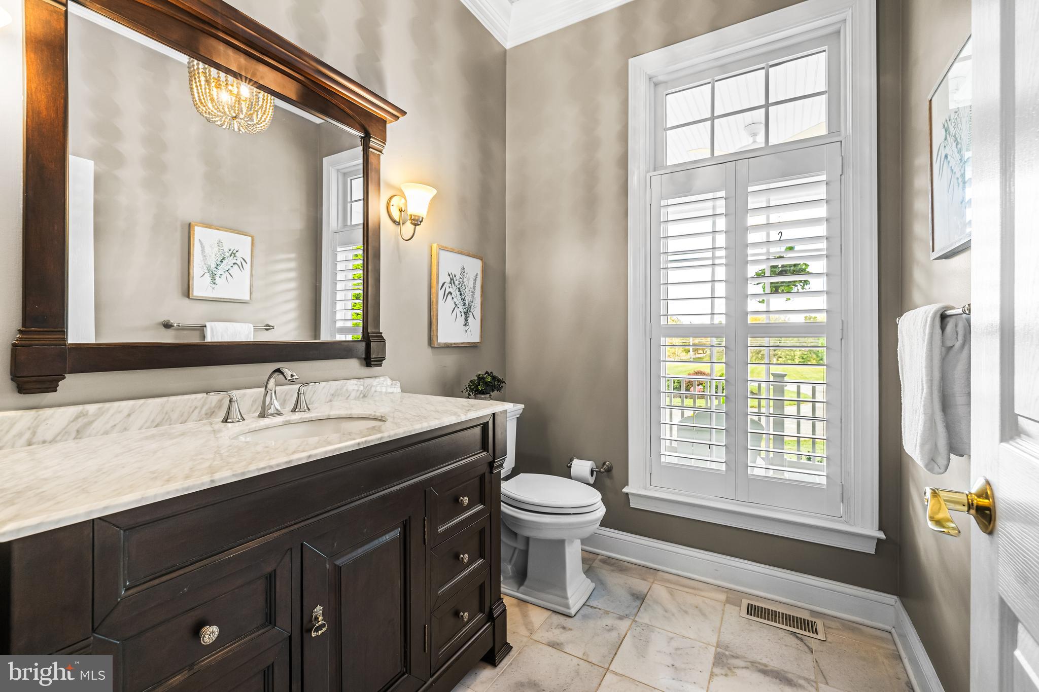 FALLS ROAD CORRIDOR - Residential