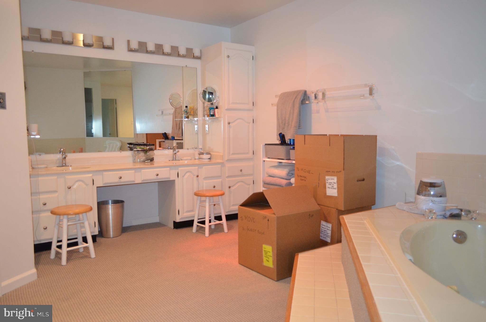 AL MARAH - Residential Lease