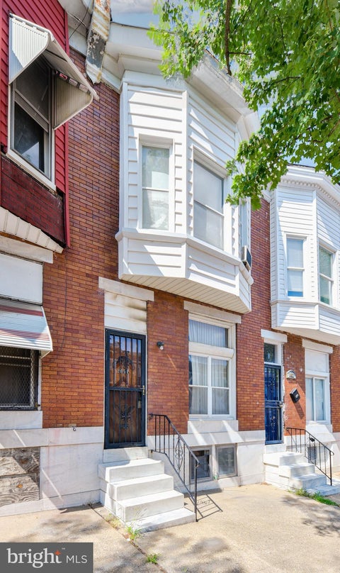 Townhouse For Sale - 2654 Harlem Avenue<br/> BALTIMORE, MD 21216