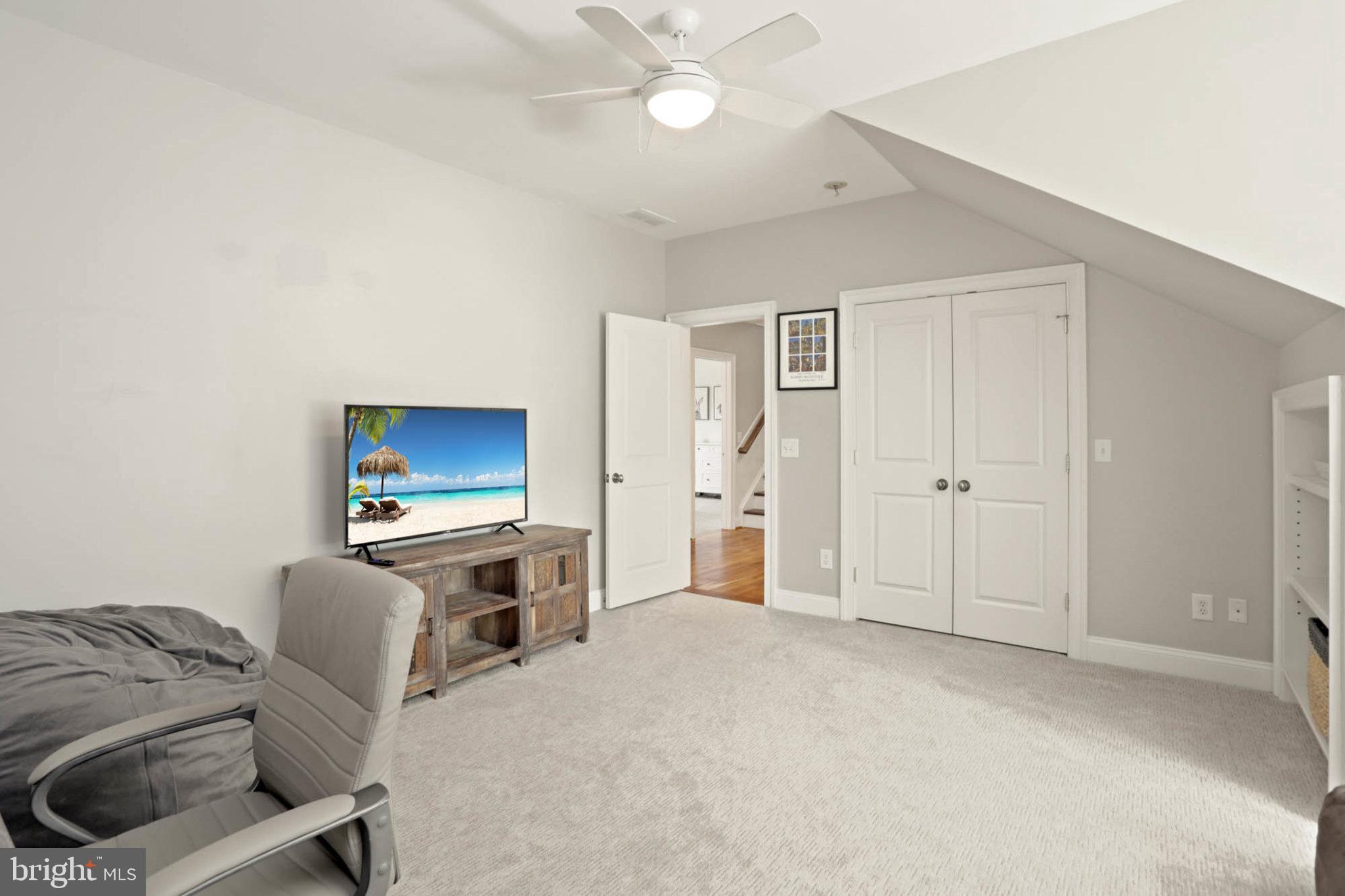 RUXTON - Residential