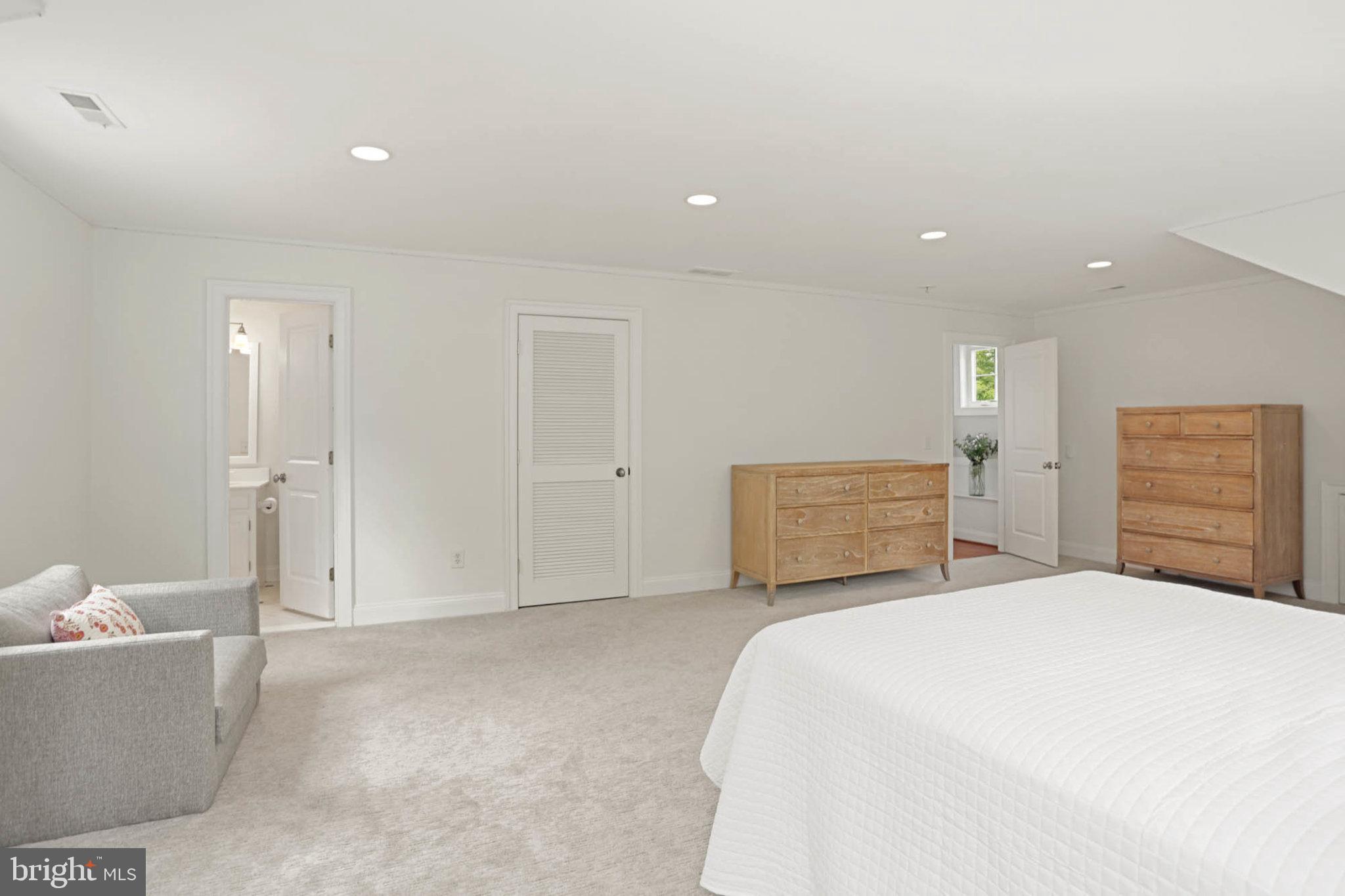 RUXTON - Residential