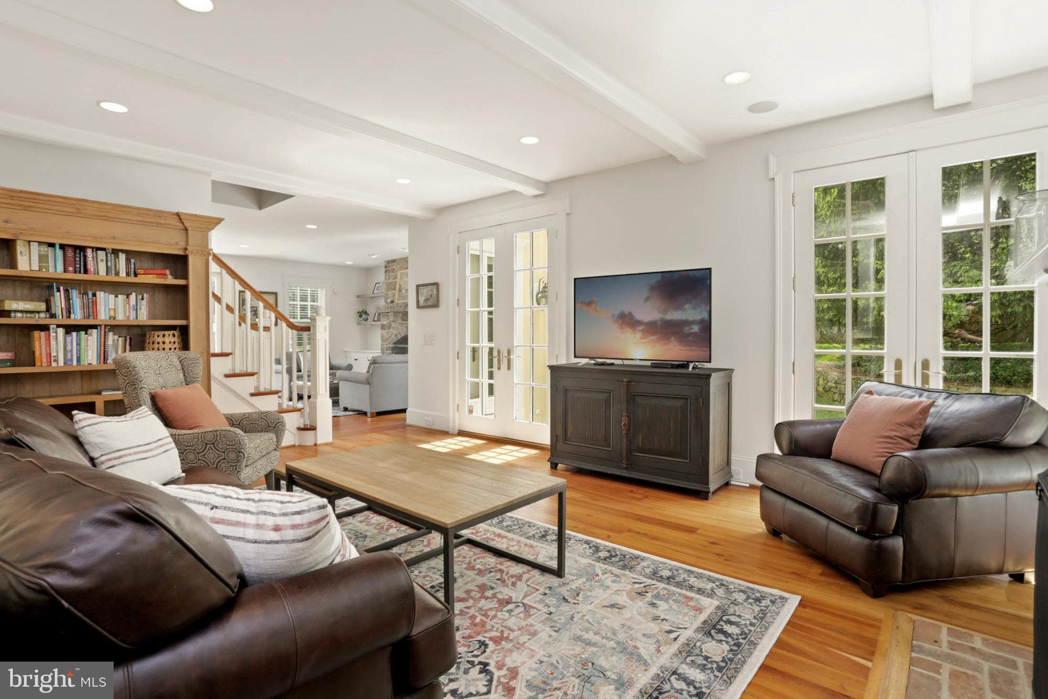 RUXTON - Residential