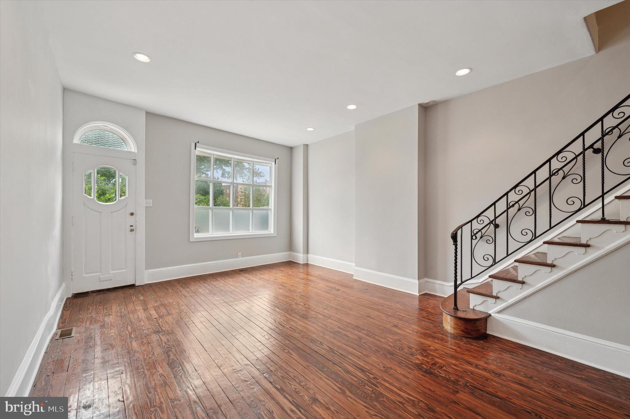 DICKINSON NARROWS - Residential Lease