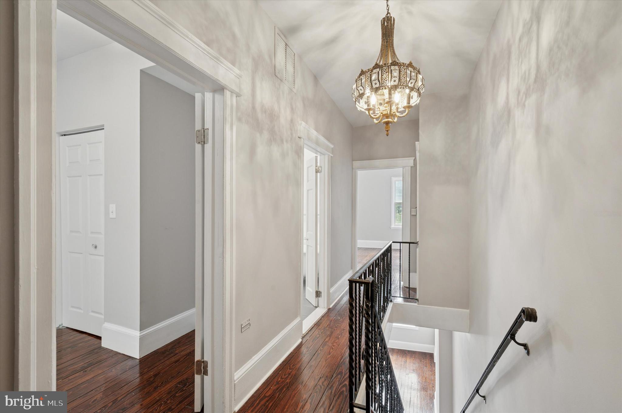 DICKINSON NARROWS - Residential Lease