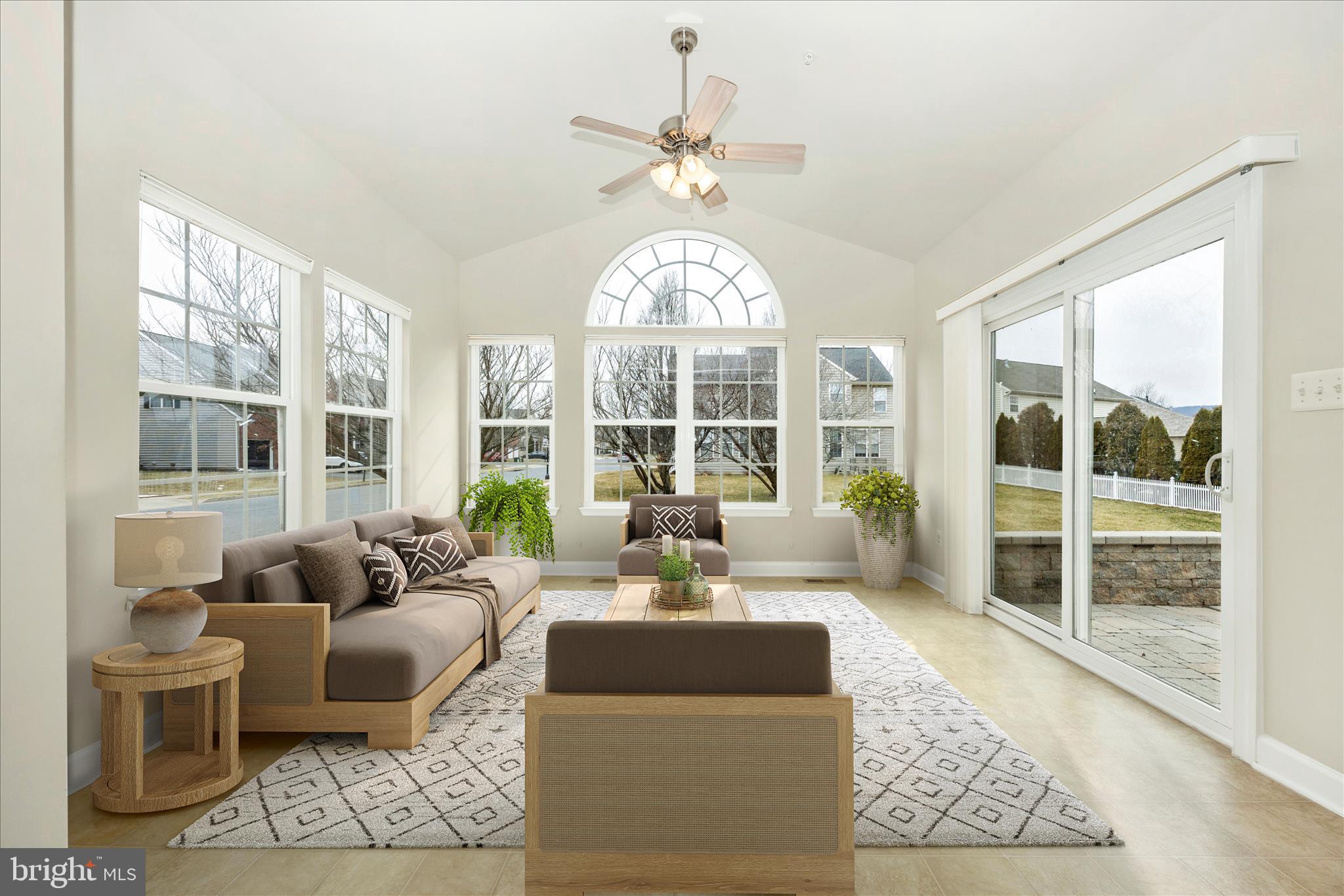 CLOVER RIDGE - Residential