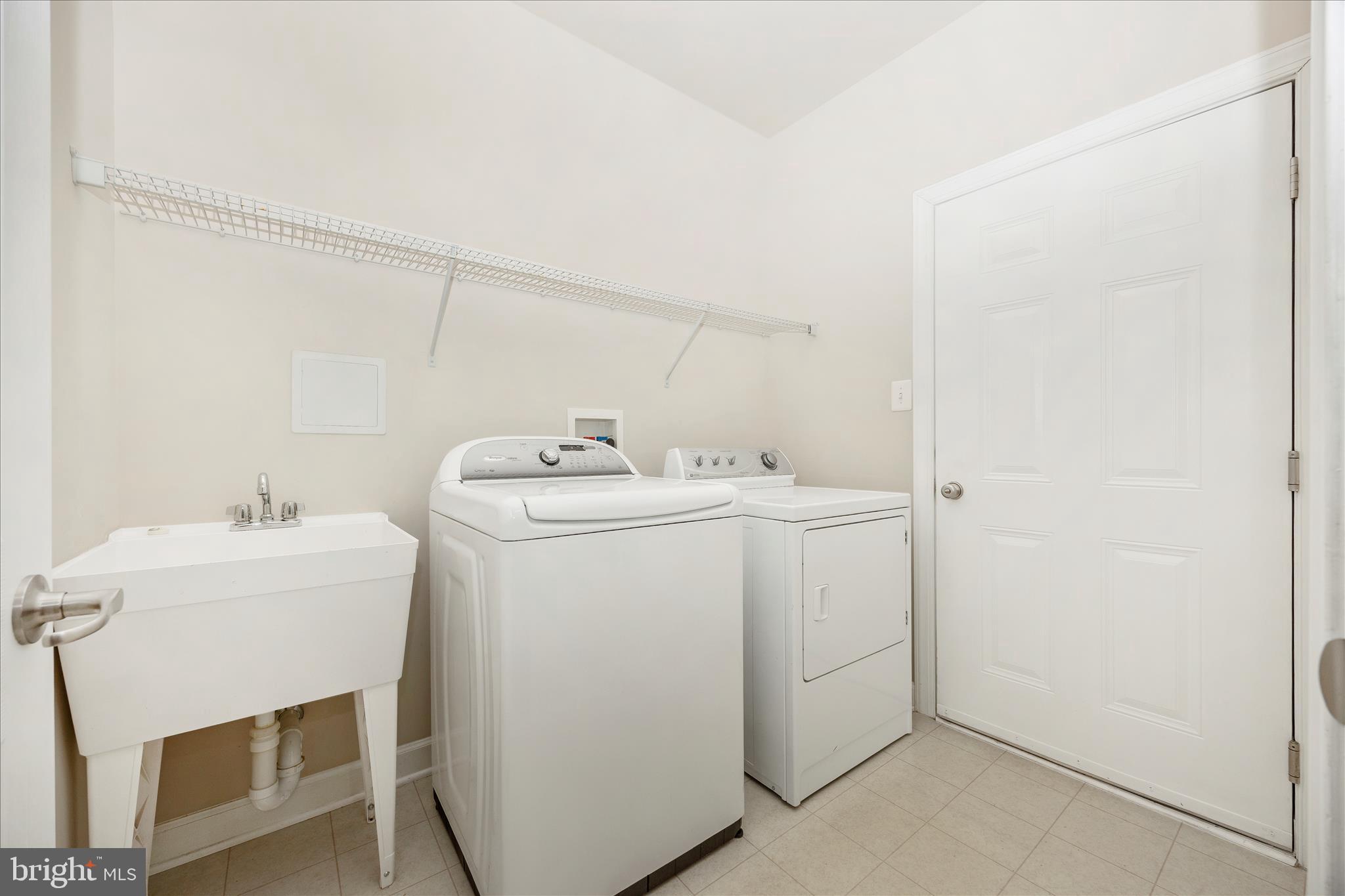 CLOVER RIDGE - Residential