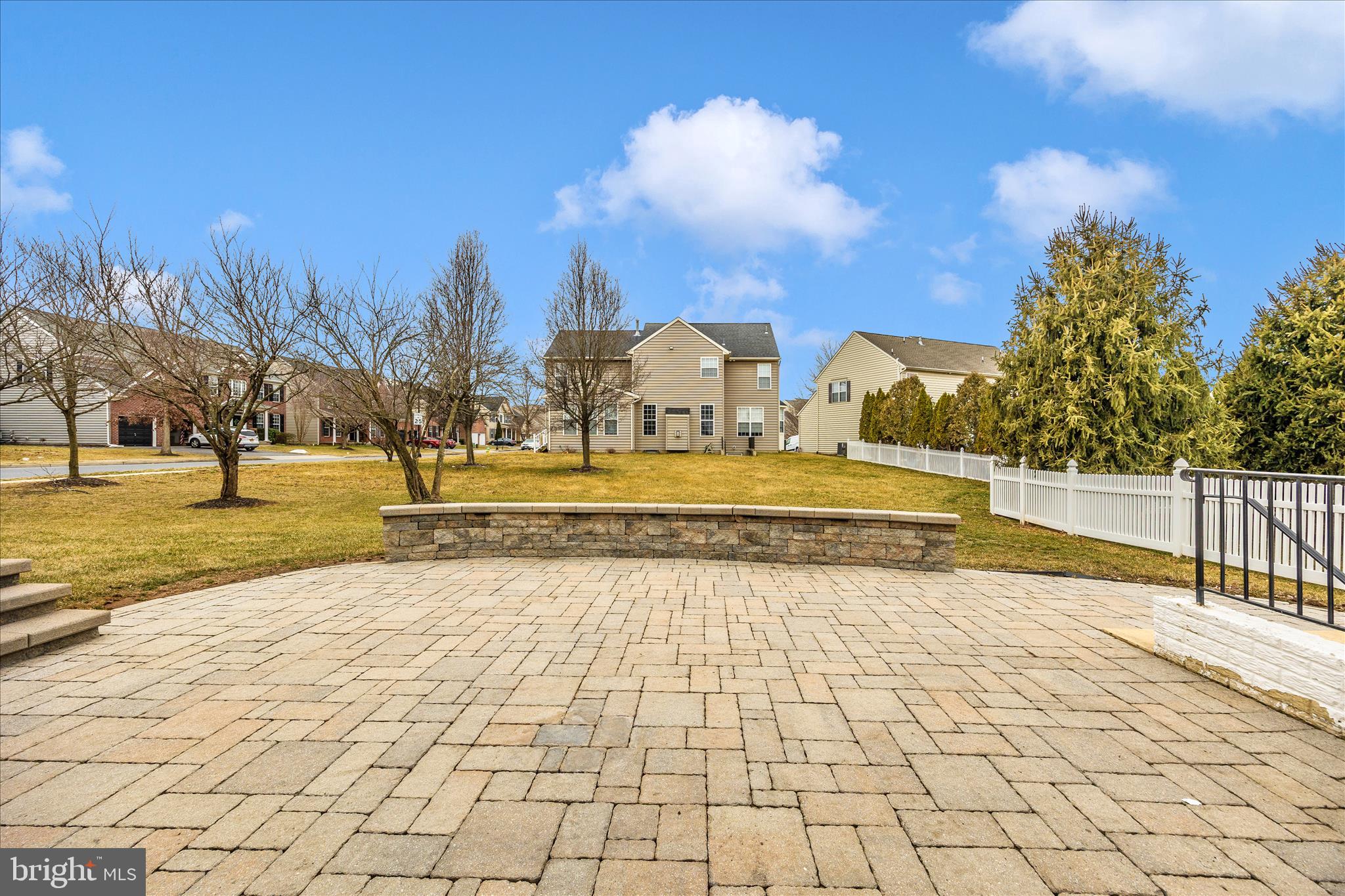 CLOVER RIDGE - Residential