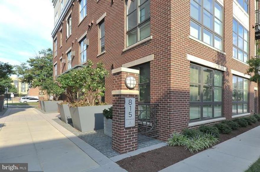 Top floor; open floor plan w/9' ceilings; hardwood floors throughout, except bedrooms; EnergyStar appliances; upg kitchen cabinets & granite counters; custom closets in bedrooms; includes garage parking & storage unit; buiding gets discount at Charles Houston recreation Center for workouts; located 6 blocks from King St; located 4 blocks from Braddock Metro and located 3 blocks from Harris Teeter.