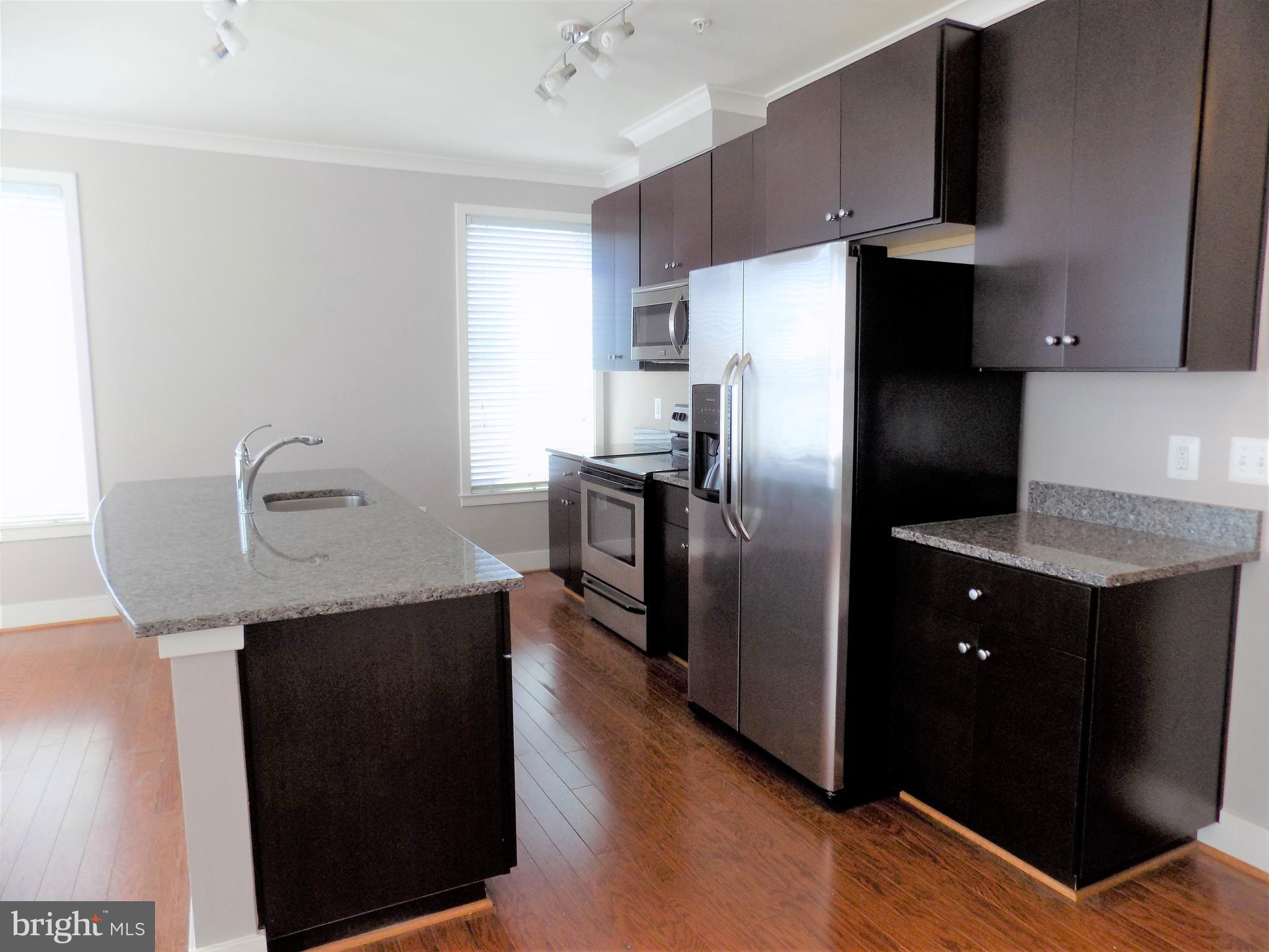 OLD TOWN COMMONS - Residential