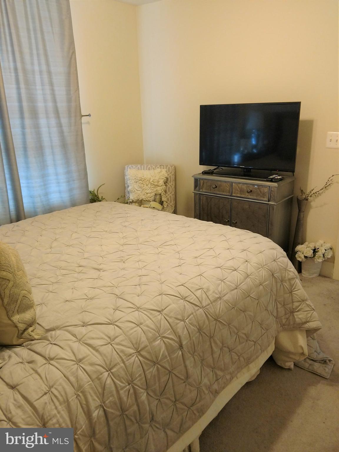 OLD TOWN COMMONS - Residential