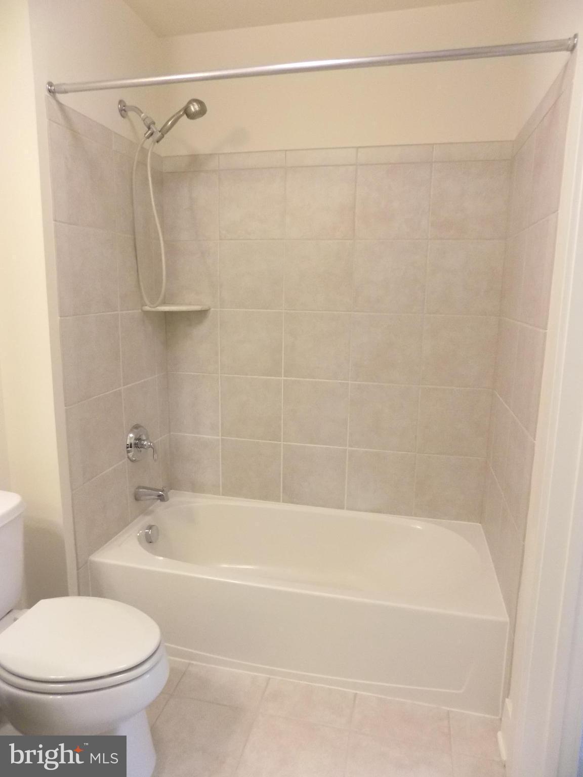 OLD TOWN COMMONS - Residential