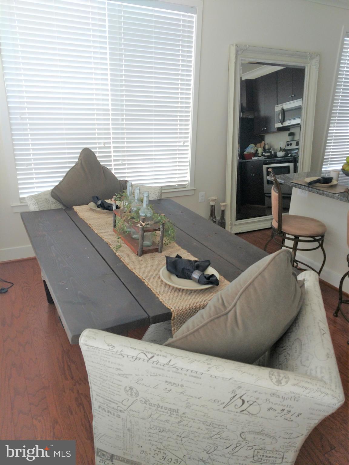 OLD TOWN COMMONS - Residential