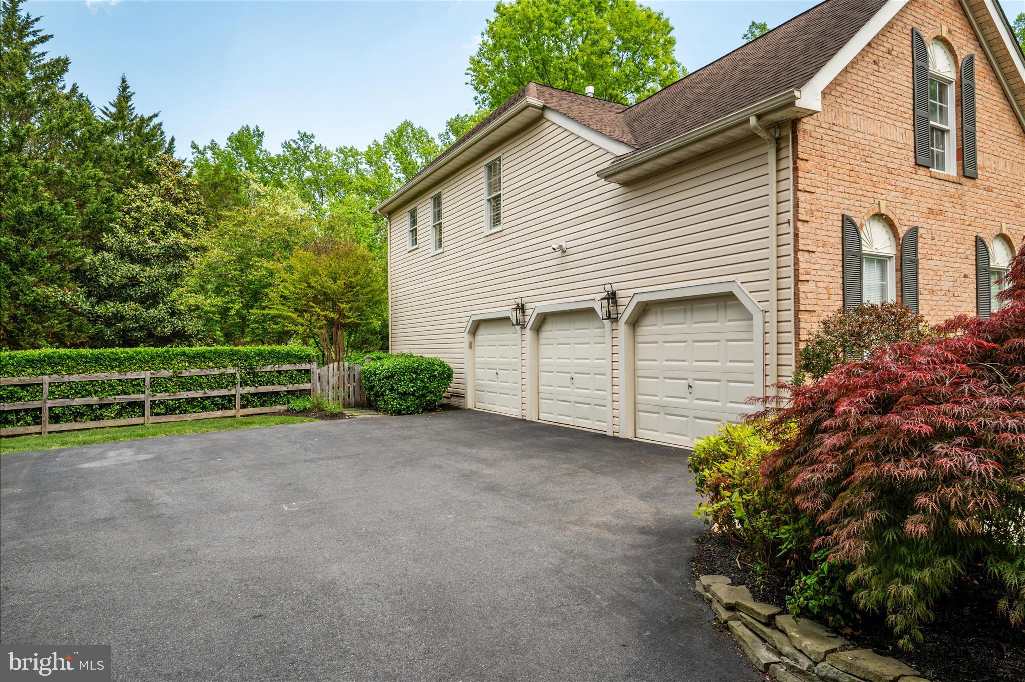 ANNAPOLIS PRESERVE - Residential