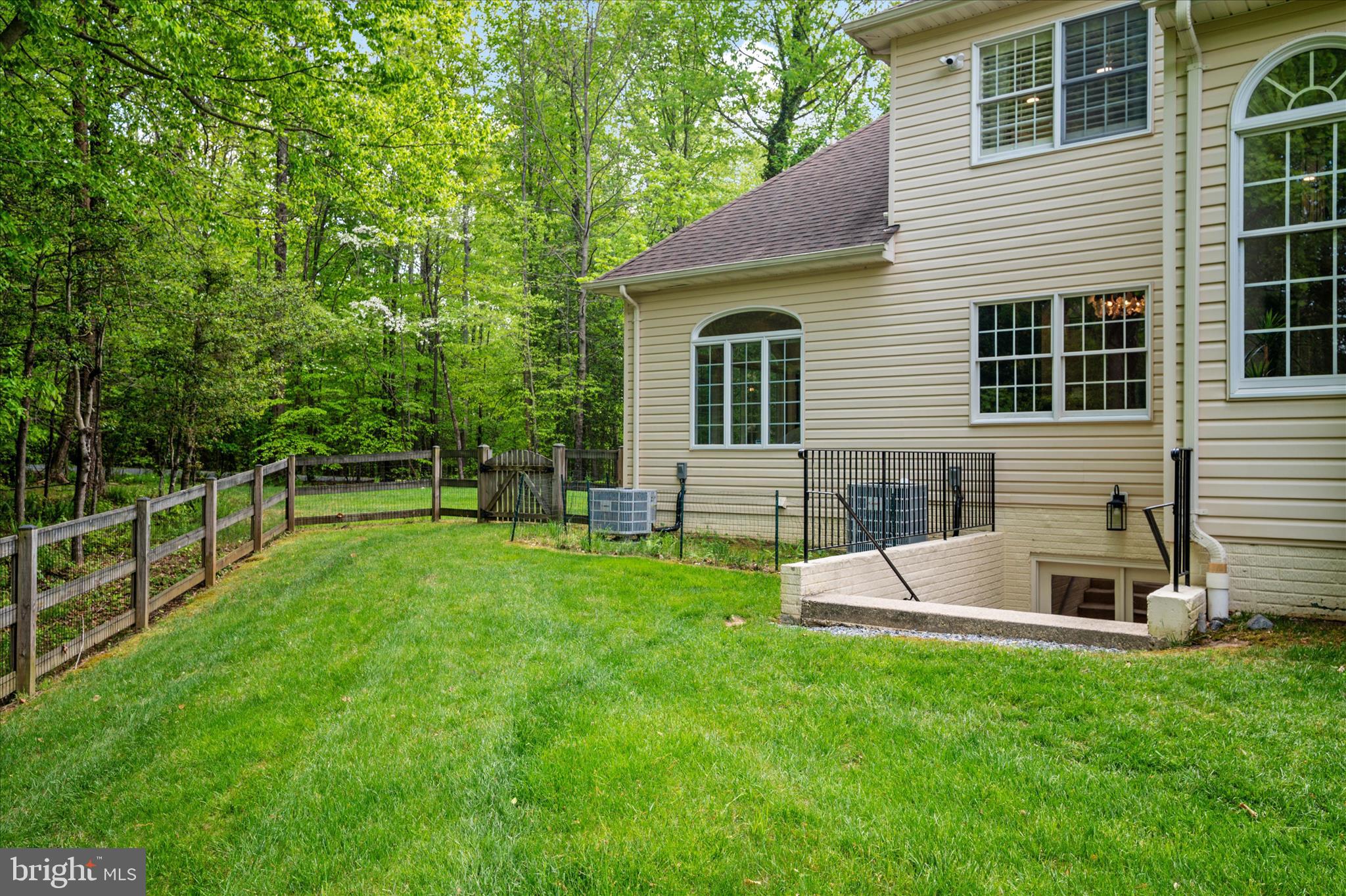 ANNAPOLIS PRESERVE - Residential