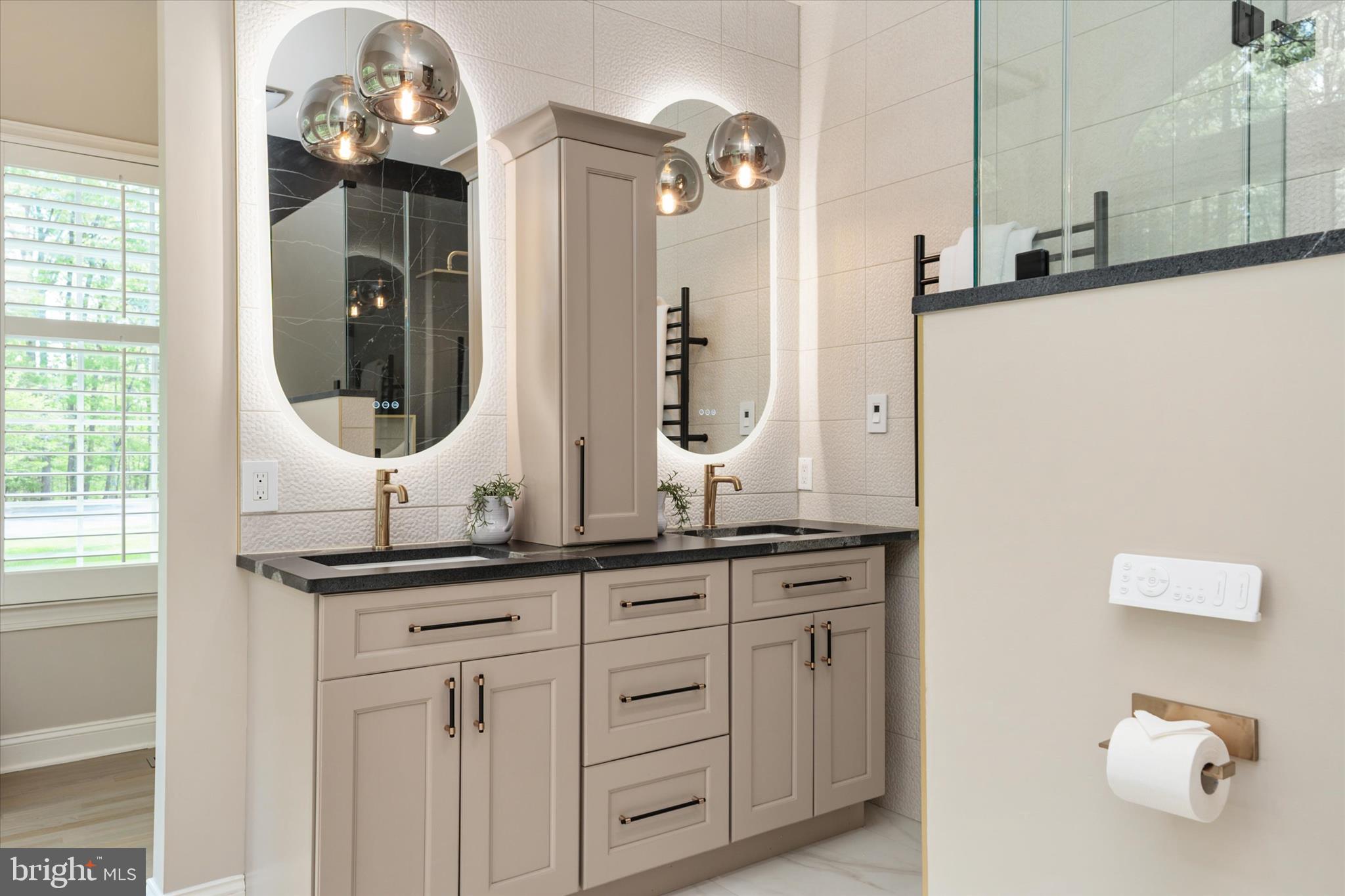 ANNAPOLIS PRESERVE - Residential