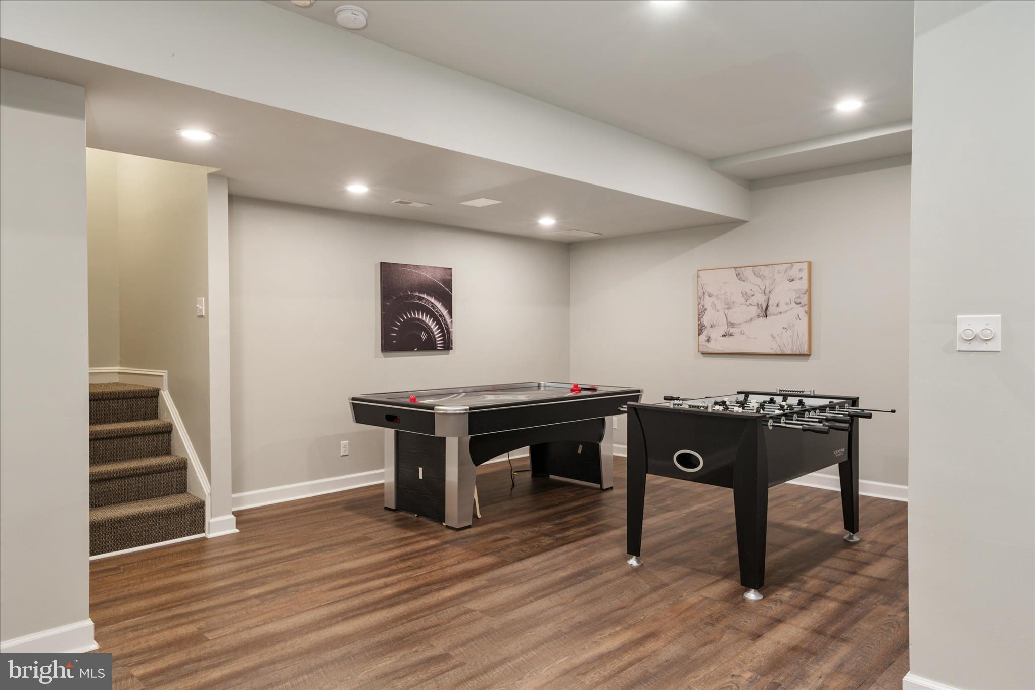 ANNAPOLIS PRESERVE - Residential