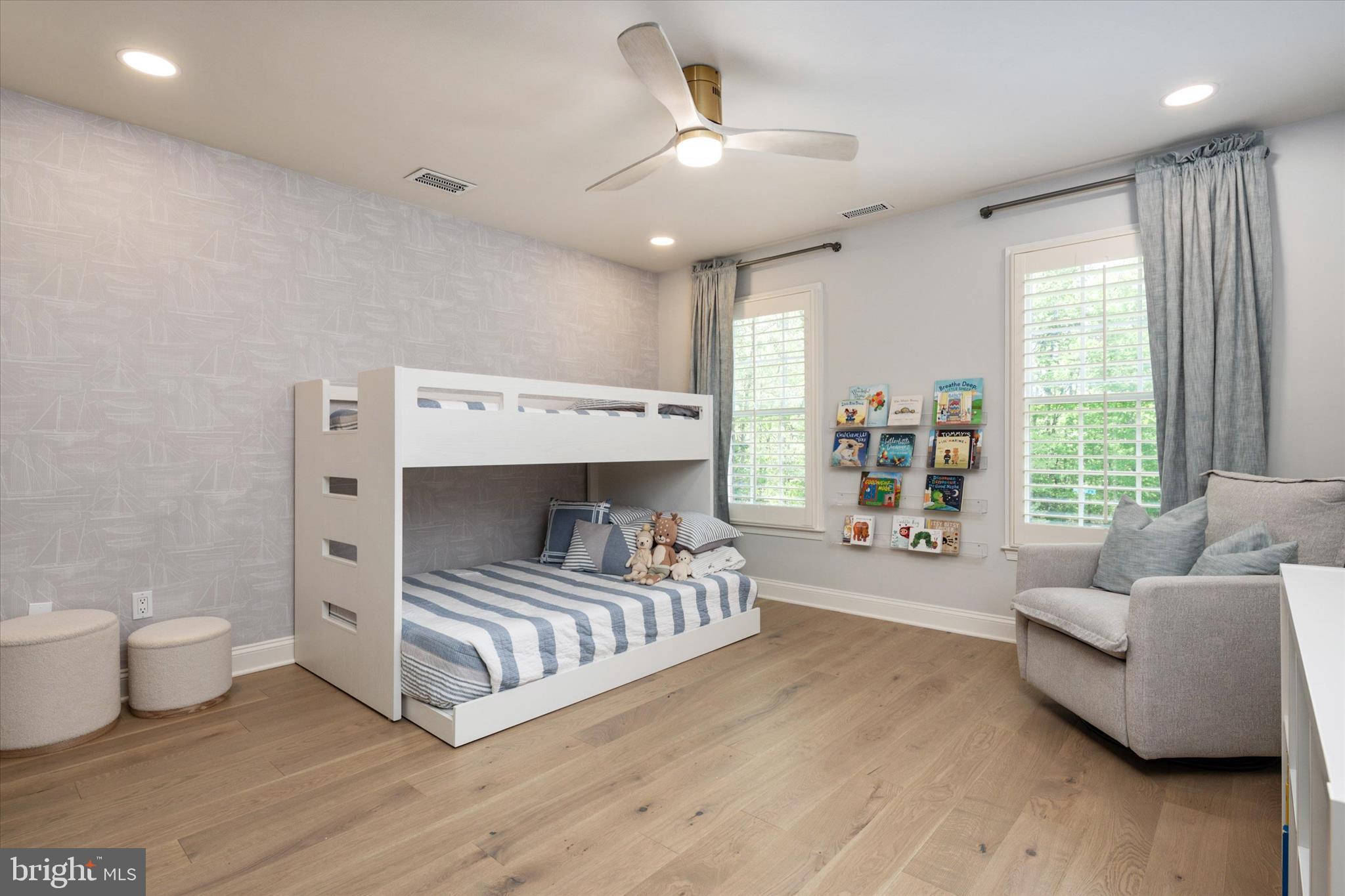 ANNAPOLIS PRESERVE - Residential