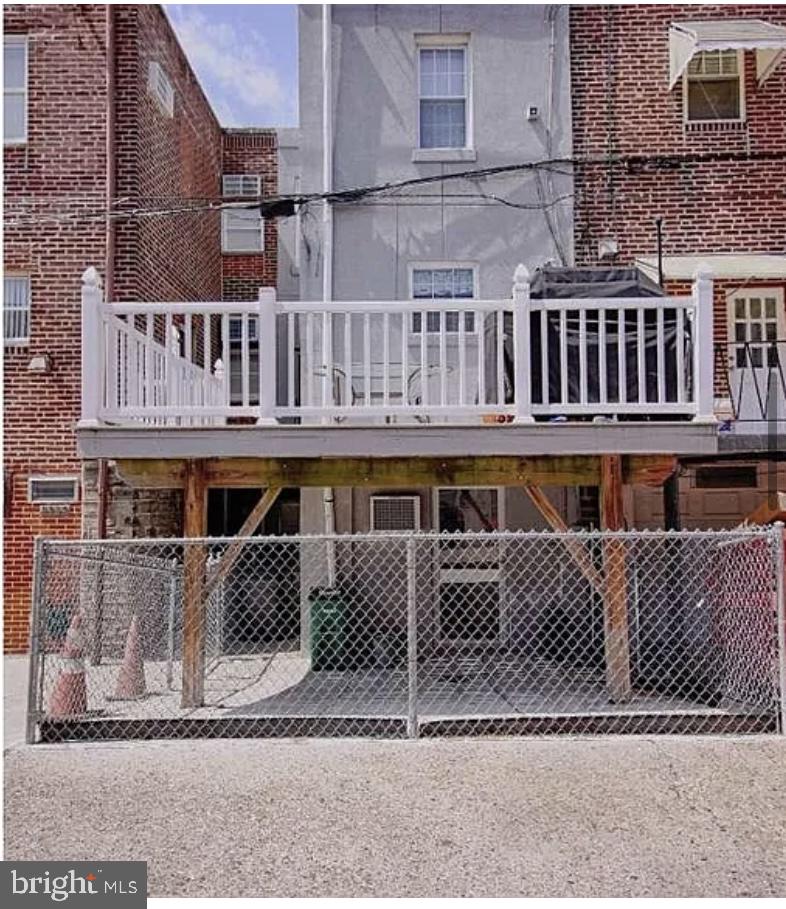 MARCONI PARK EAST - Residential