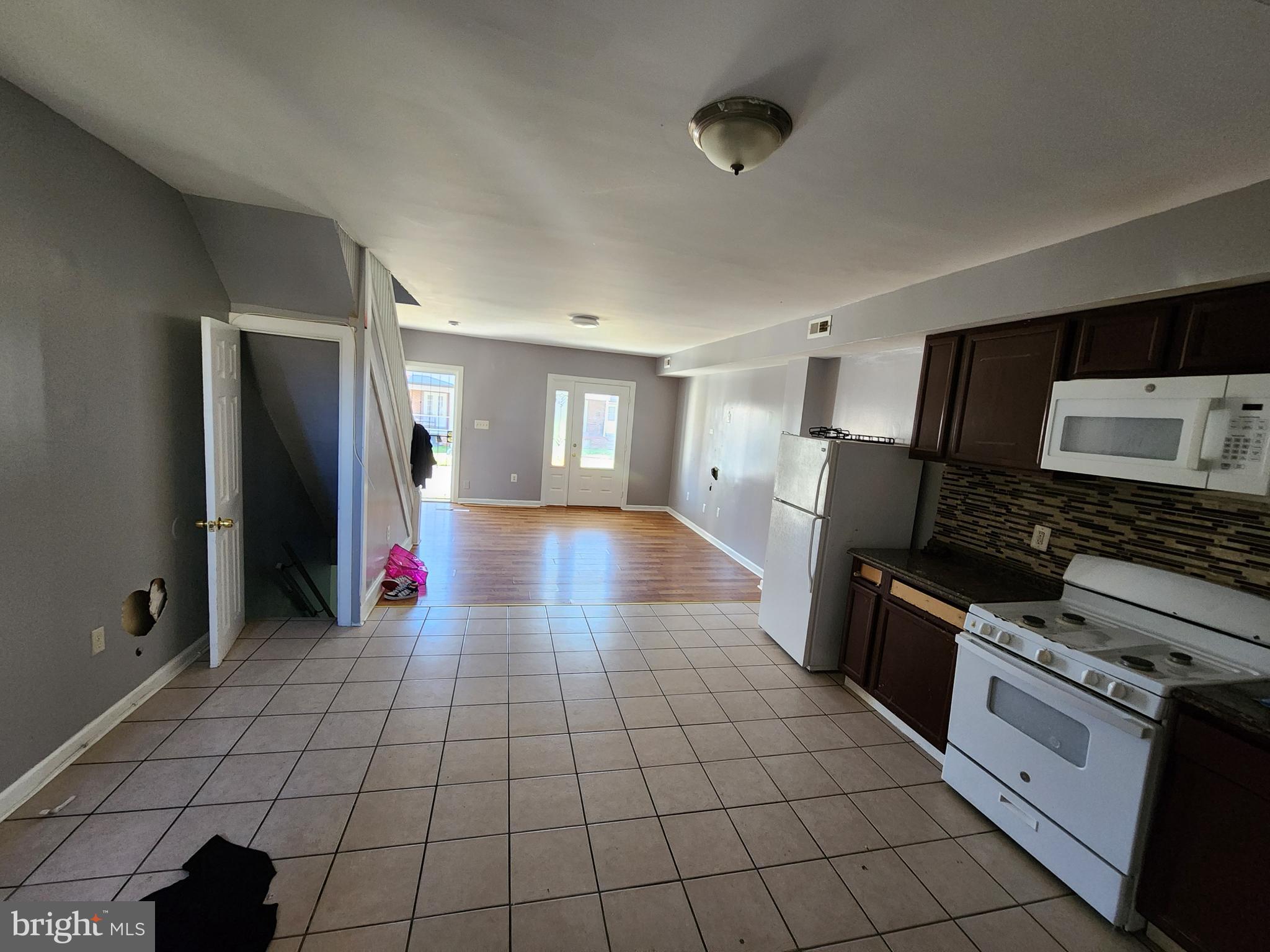 EAST BALTIMORE MIDWAY - Residential
