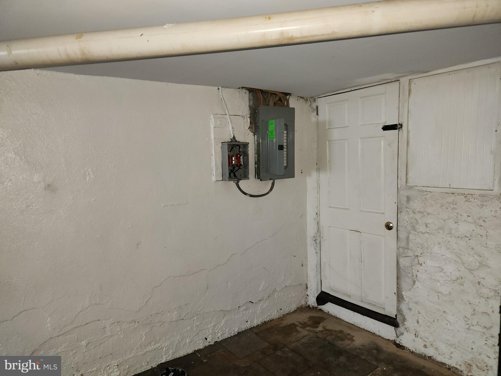 EAST BALTIMORE MIDWAY - Residential
