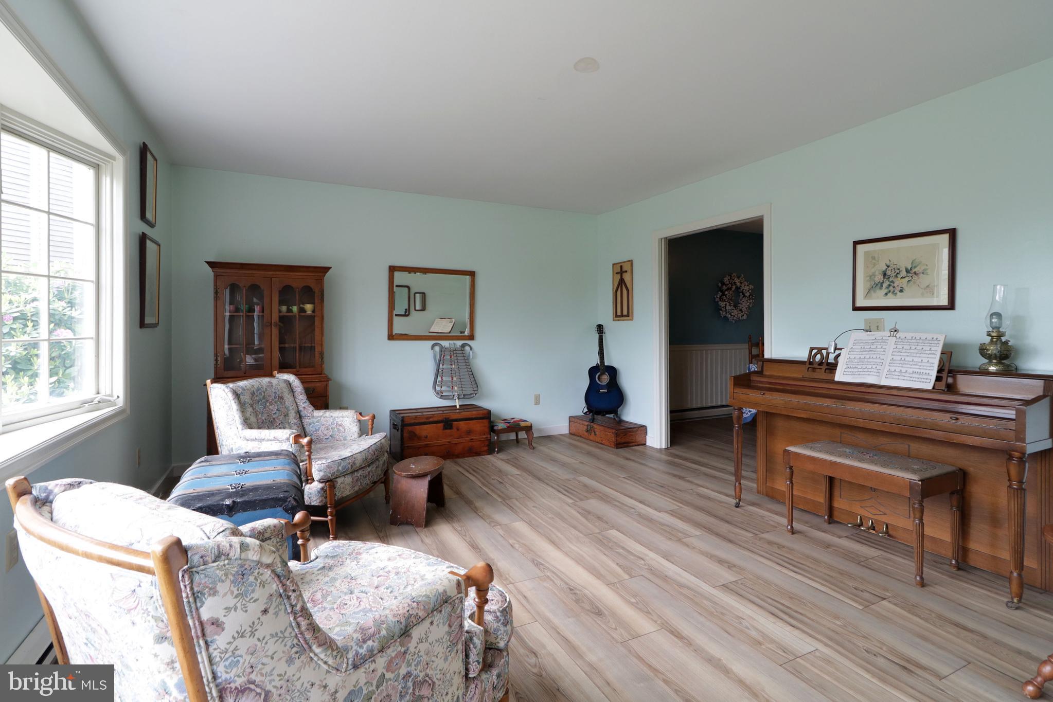 PARK FOREST VILLAGE - Residential