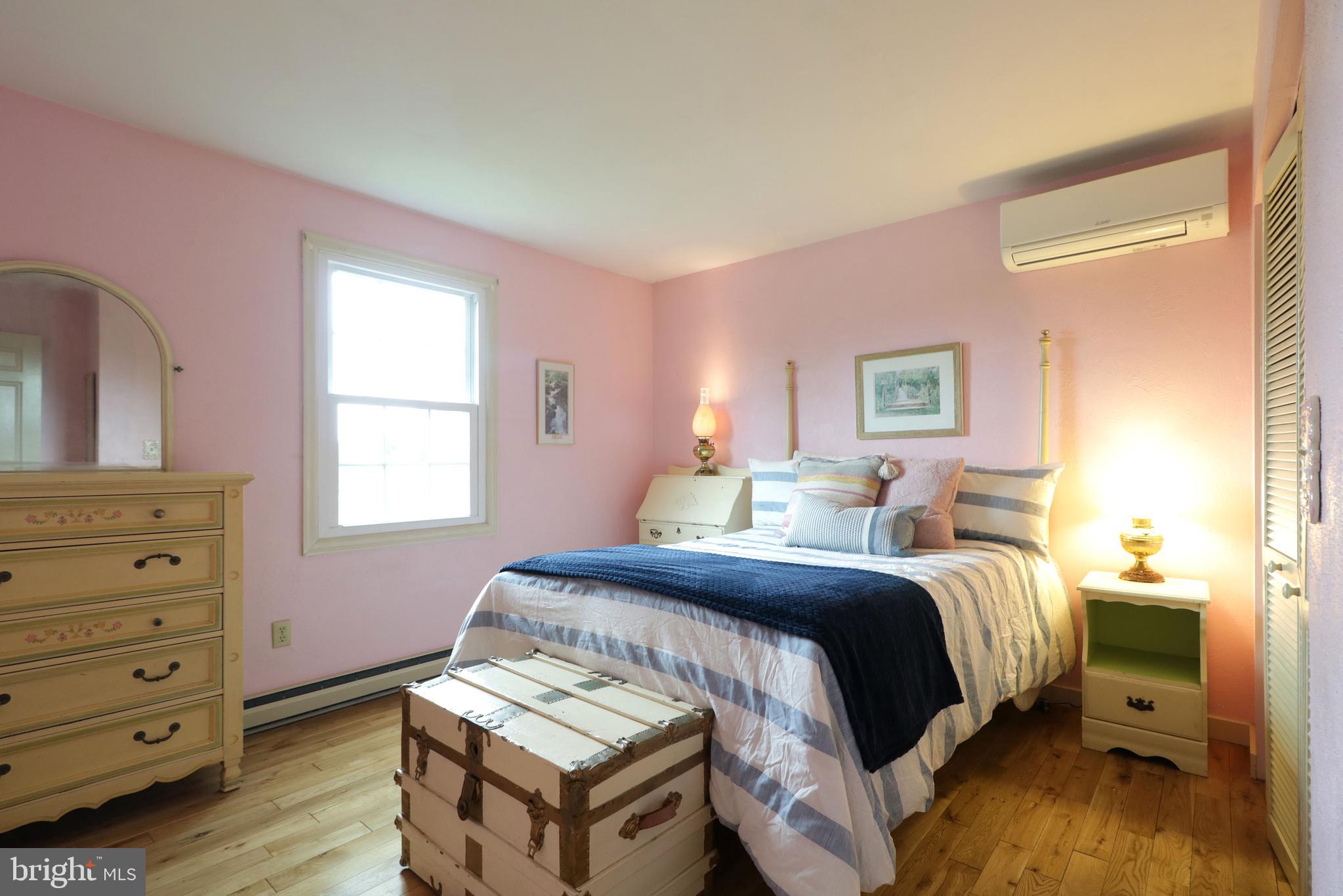 PARK FOREST VILLAGE - Residential