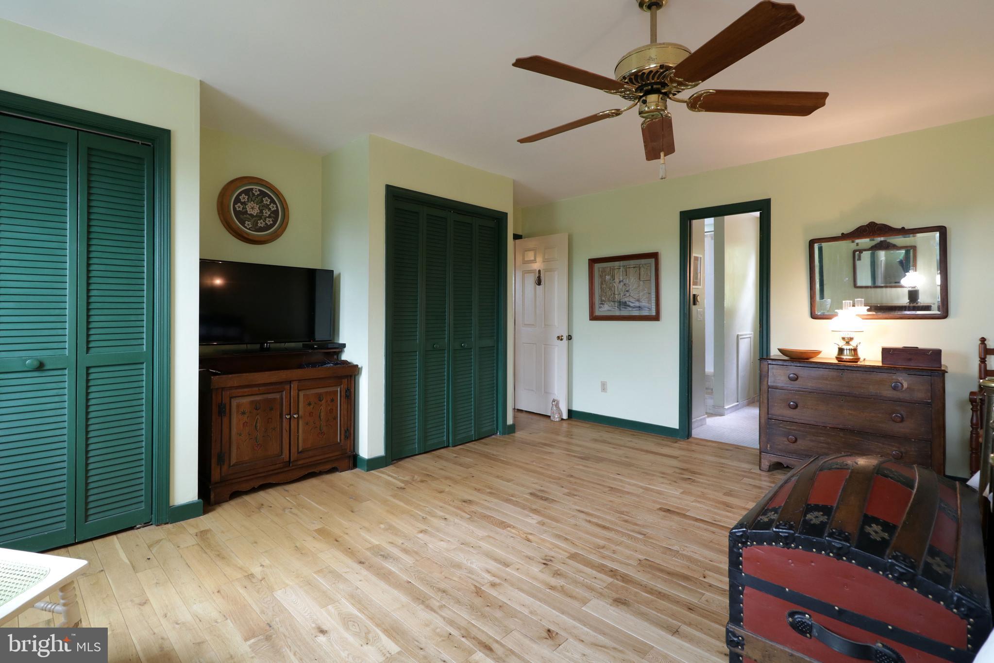 PARK FOREST VILLAGE - Residential