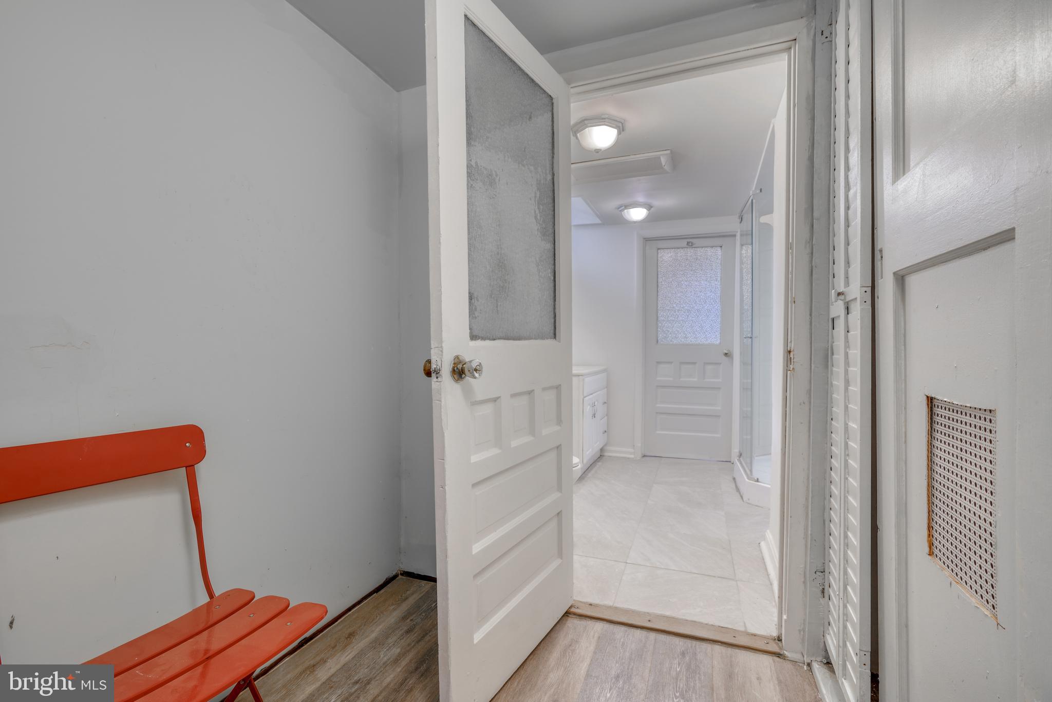 GLENDALE - Residential Lease