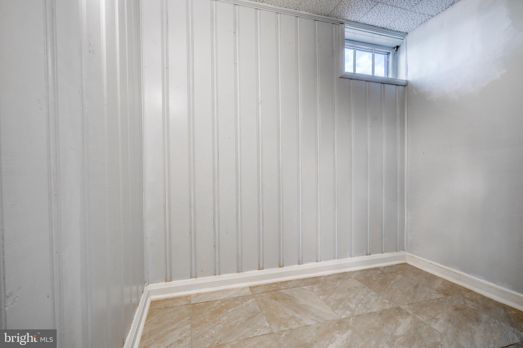 GLENDALE - Residential Lease