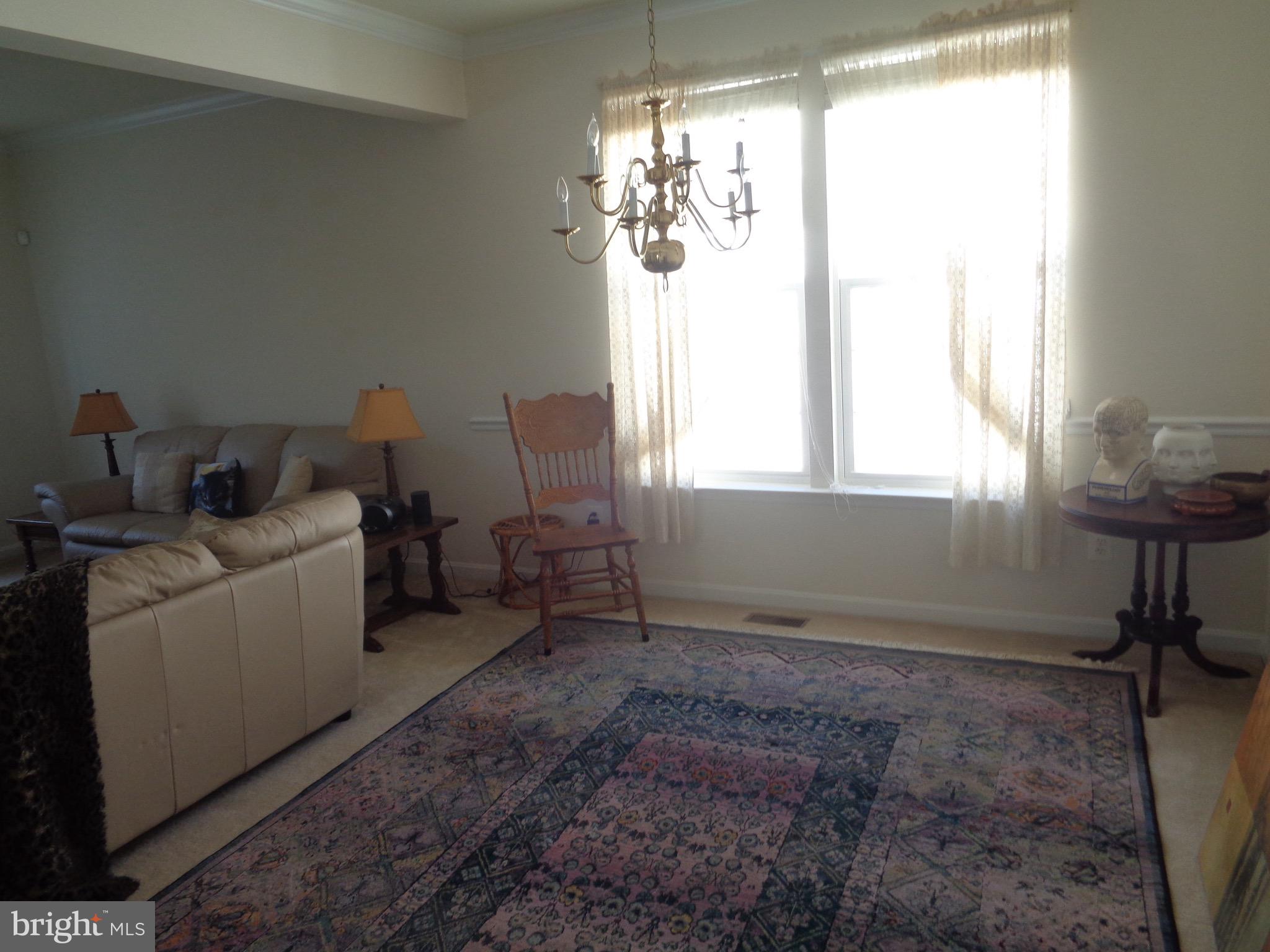 FOUR SEASONS - Residential Lease