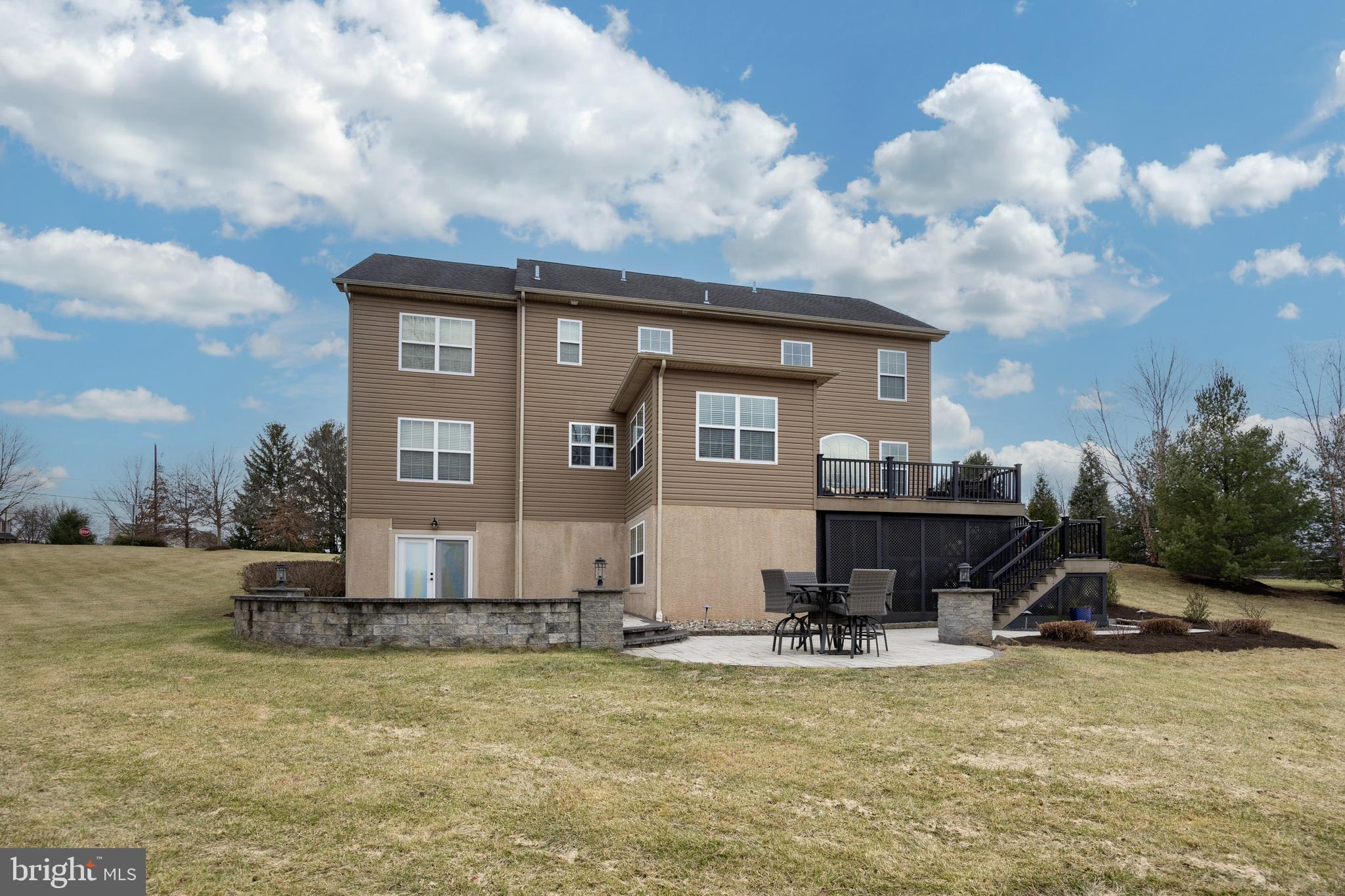 COUNTRY VIEW ESTATES - Residential