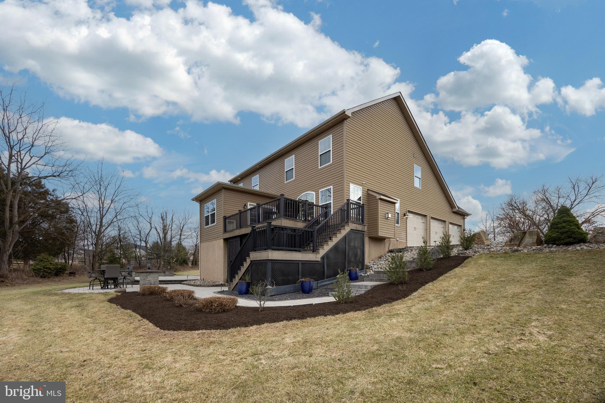 COUNTRY VIEW ESTATES - Residential