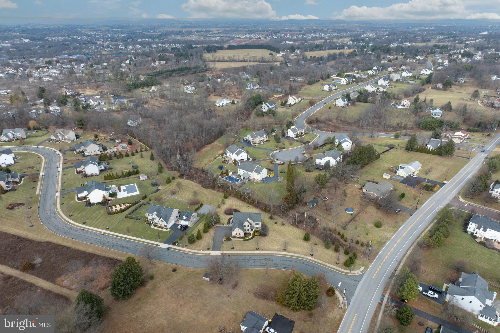 COUNTRY VIEW ESTATES - Residential