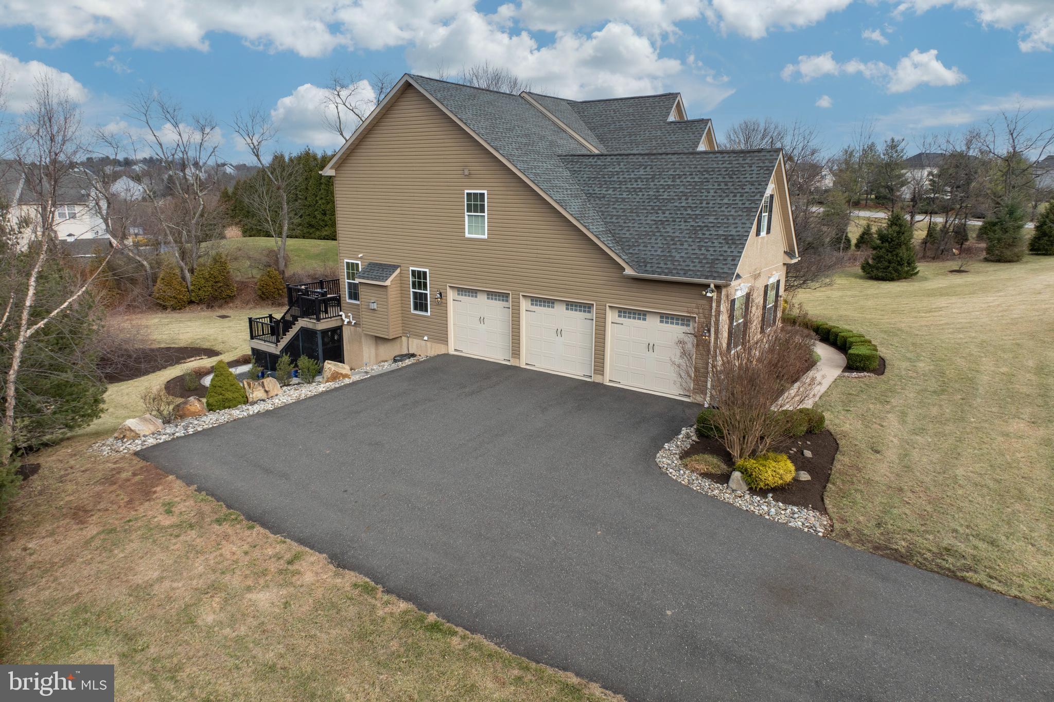 COUNTRY VIEW ESTATES - Residential