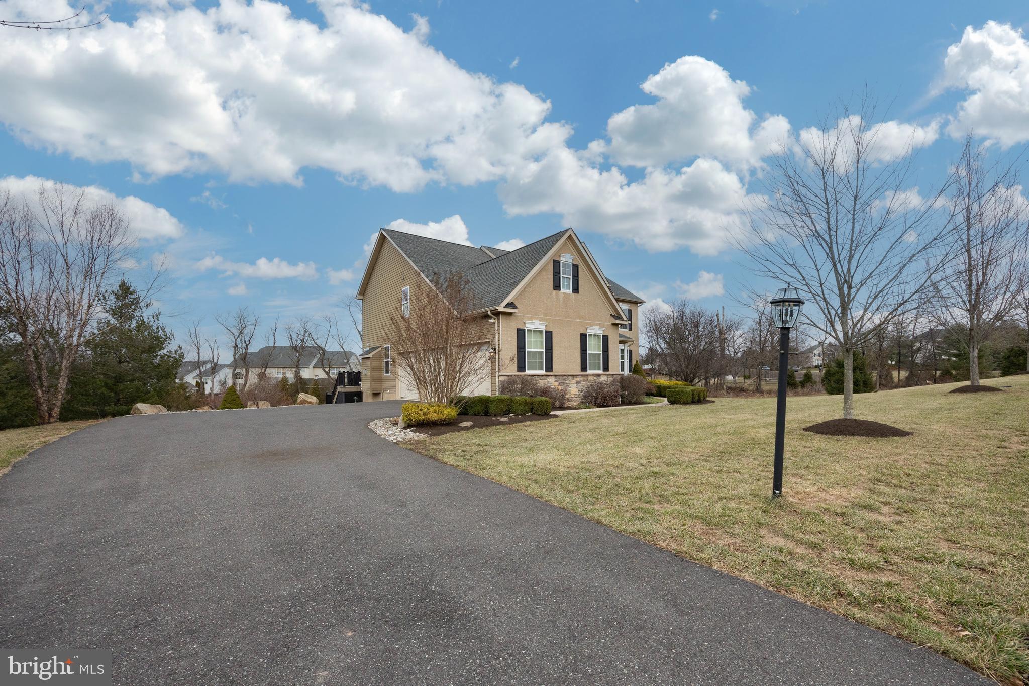 COUNTRY VIEW ESTATES - Residential