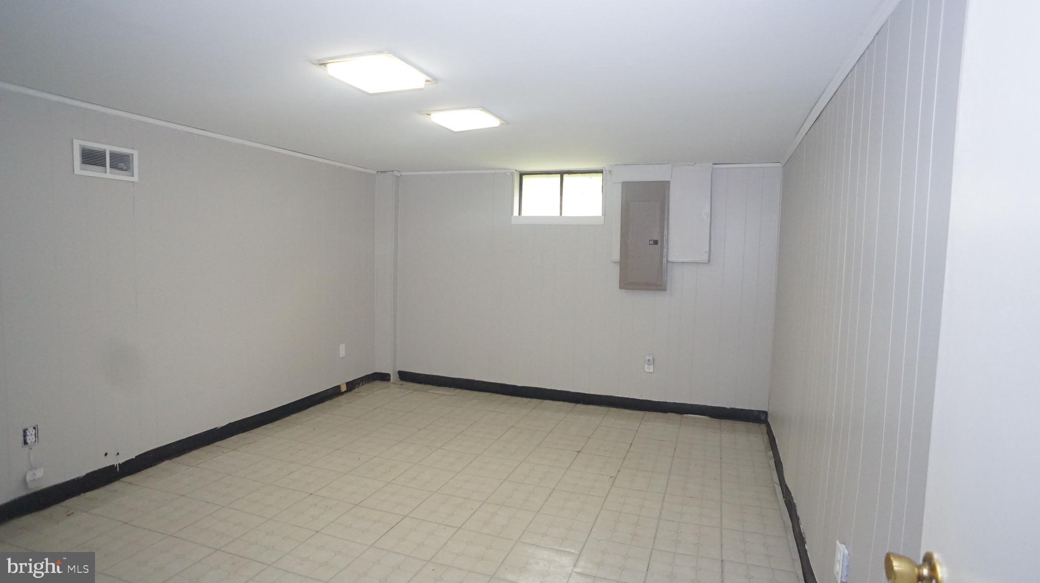 SEAT PLEASANT - Residential