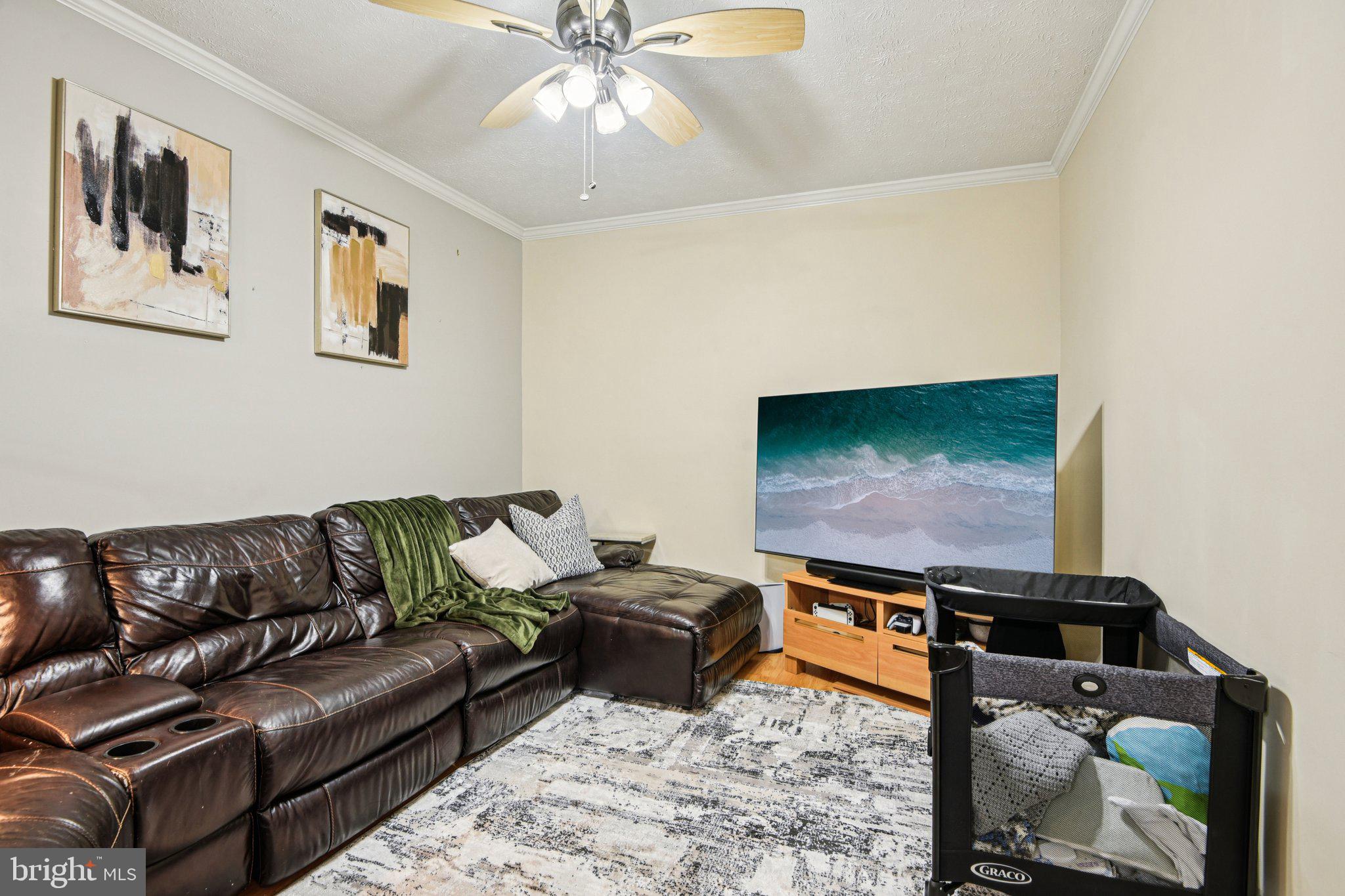 PLEASANT HILLS - Residential