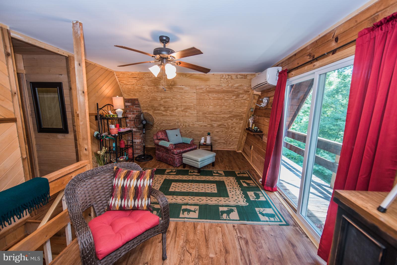 SLEEPY CREEK ORCHARD - Residential