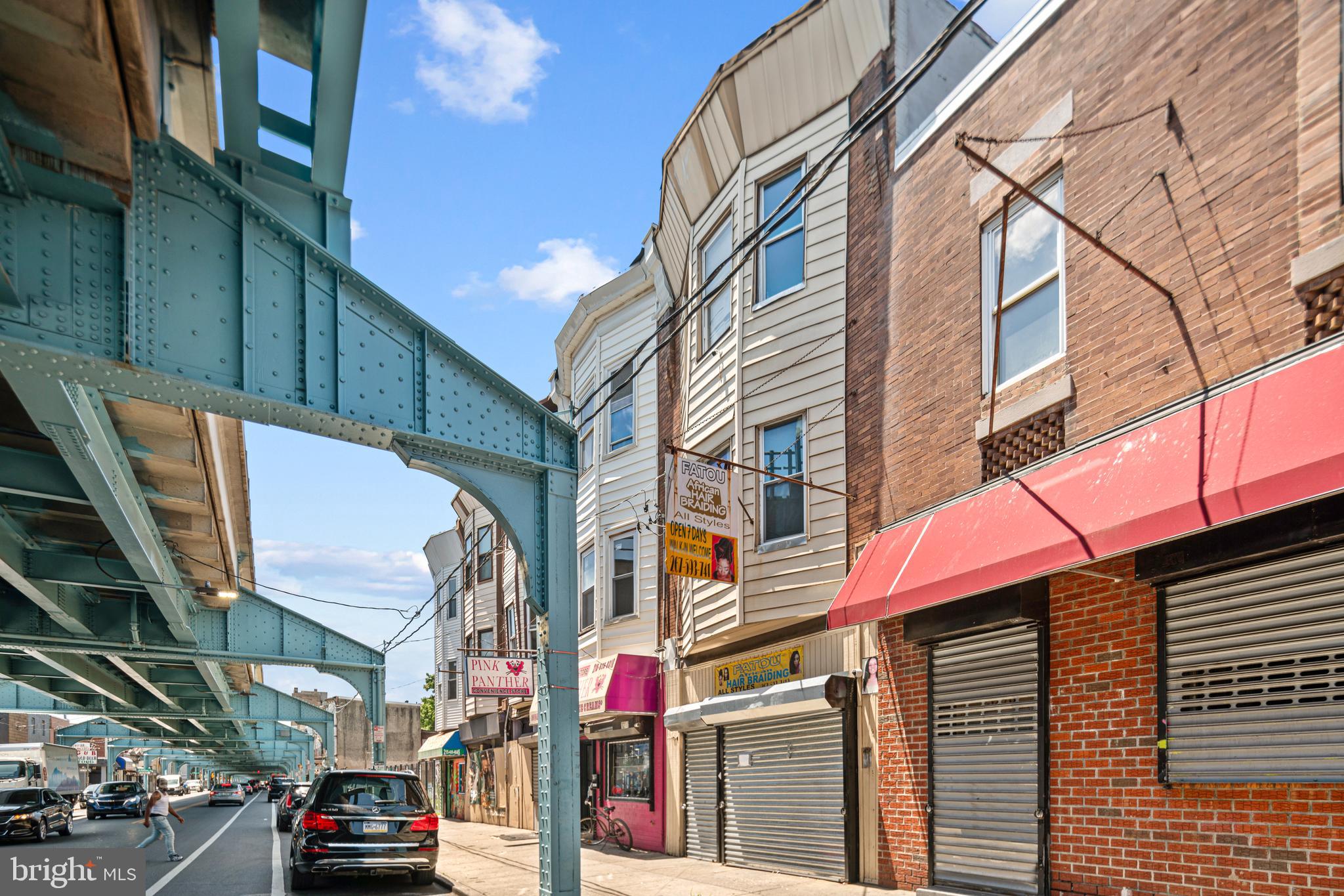 Attention investors and entrepreneurs — available now at 3266 Kensington Ave, a 3-story mixed-use property offering prime visibility and high foot traffic. This versatile building features a ground-floor commercial storefront with endless potential, plus a huge basement ideal for storage, equipment, or inventory.
The upper levels house two 2-bedroom, 1-bathroom apartments, providing solid rental income potential.
Whether you're looking to open a new business, expand a portfolio, or redevelop a high-traffic corner, the possibilities here are wide open.
Property is being sold as-is.
Buyer responsible for all due diligence and any existing violations.
Don’t miss out — schedule your tour today!