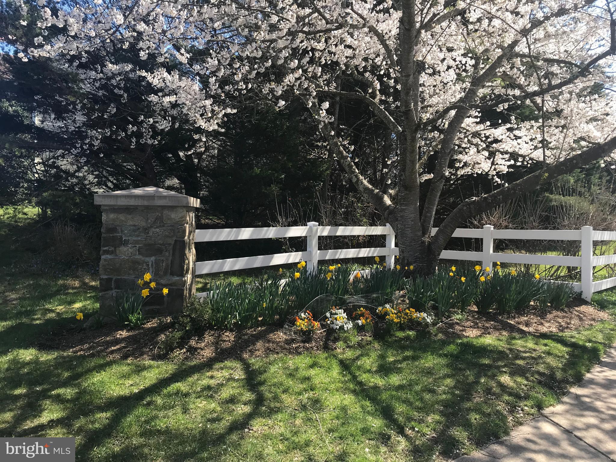 PLEASANT HILL - Residential